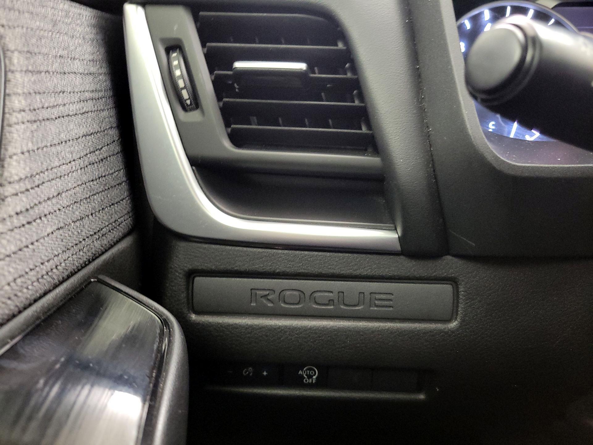 Thumbnail: 2023 Nissan Rogue - 13