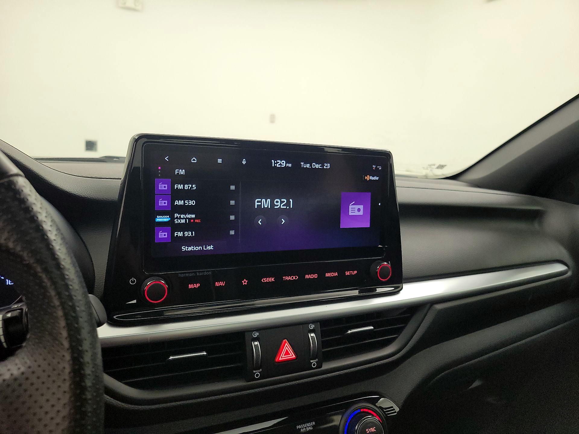 Thumbnail: 2023 Kia Forte - 16