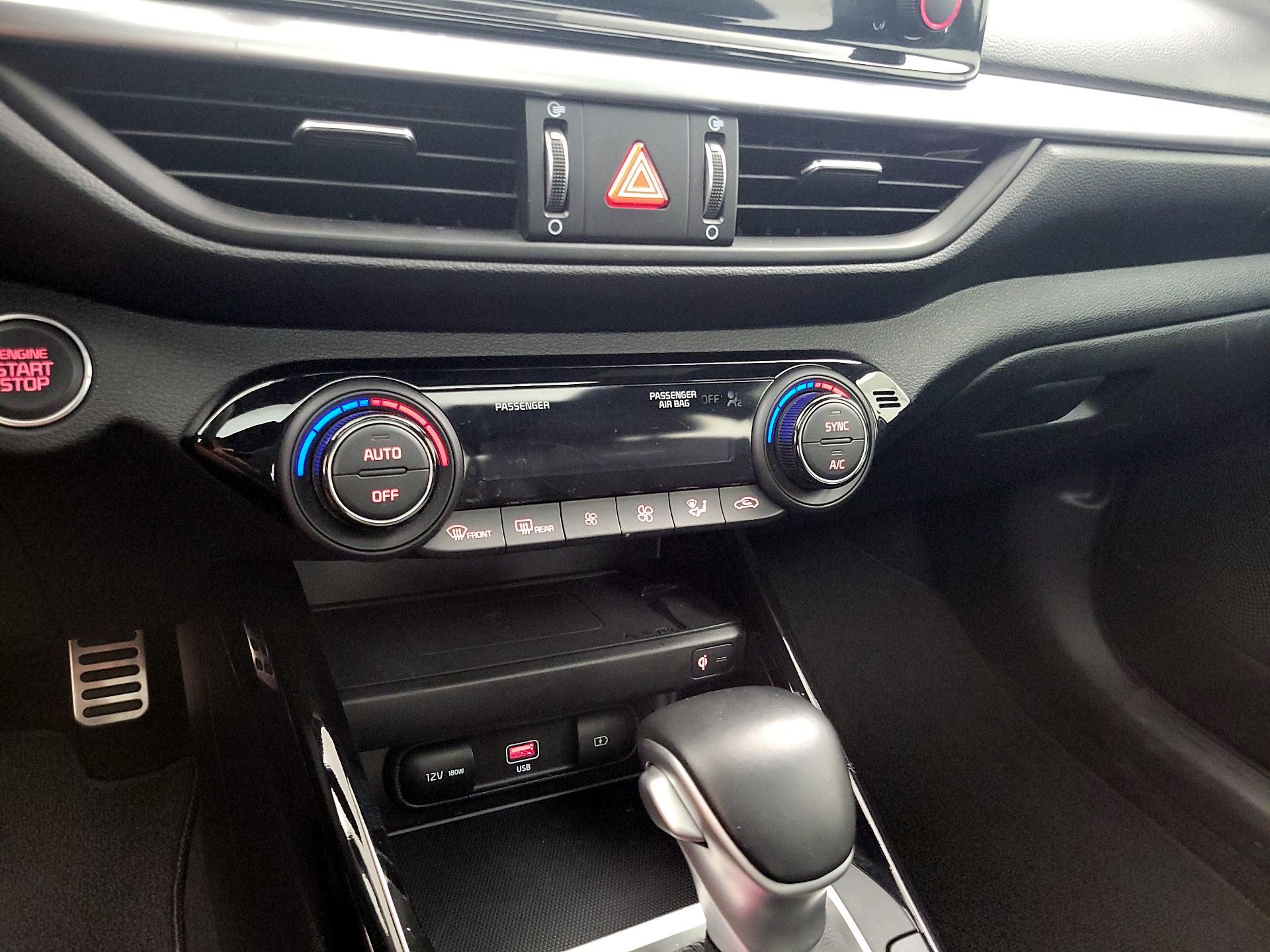 Thumbnail: 2023 Kia Forte - 17