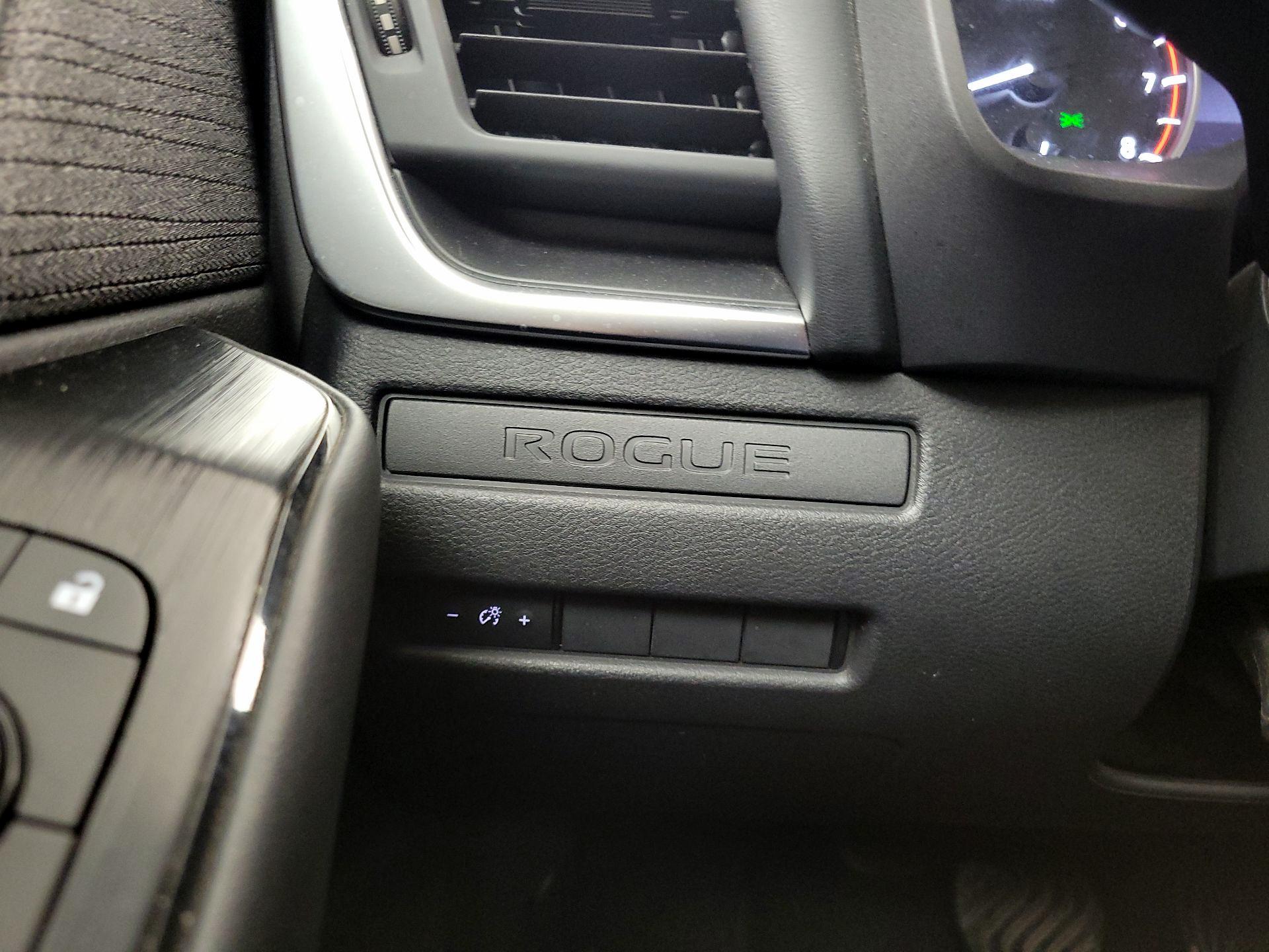 Thumbnail: 2023 Nissan Rogue - 13