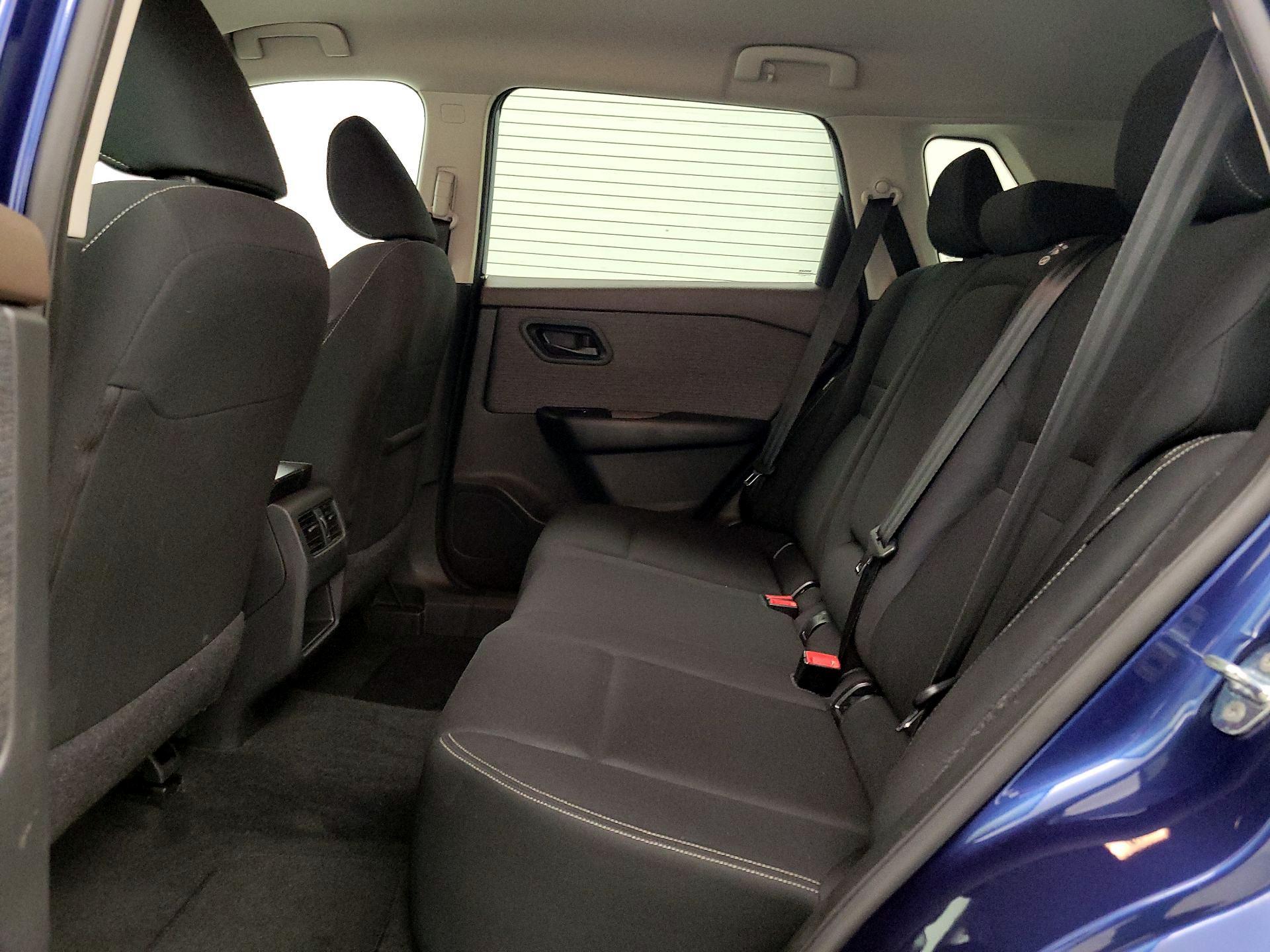 Thumbnail: 2023 Nissan Rogue - 19