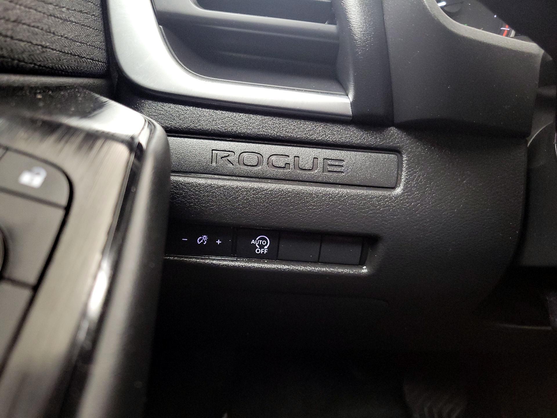 Thumbnail: 2023 Nissan Rogue - 13