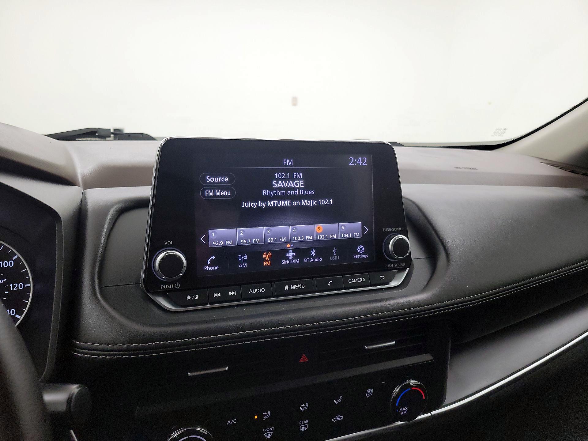 Thumbnail: 2023 Nissan Rogue - 15