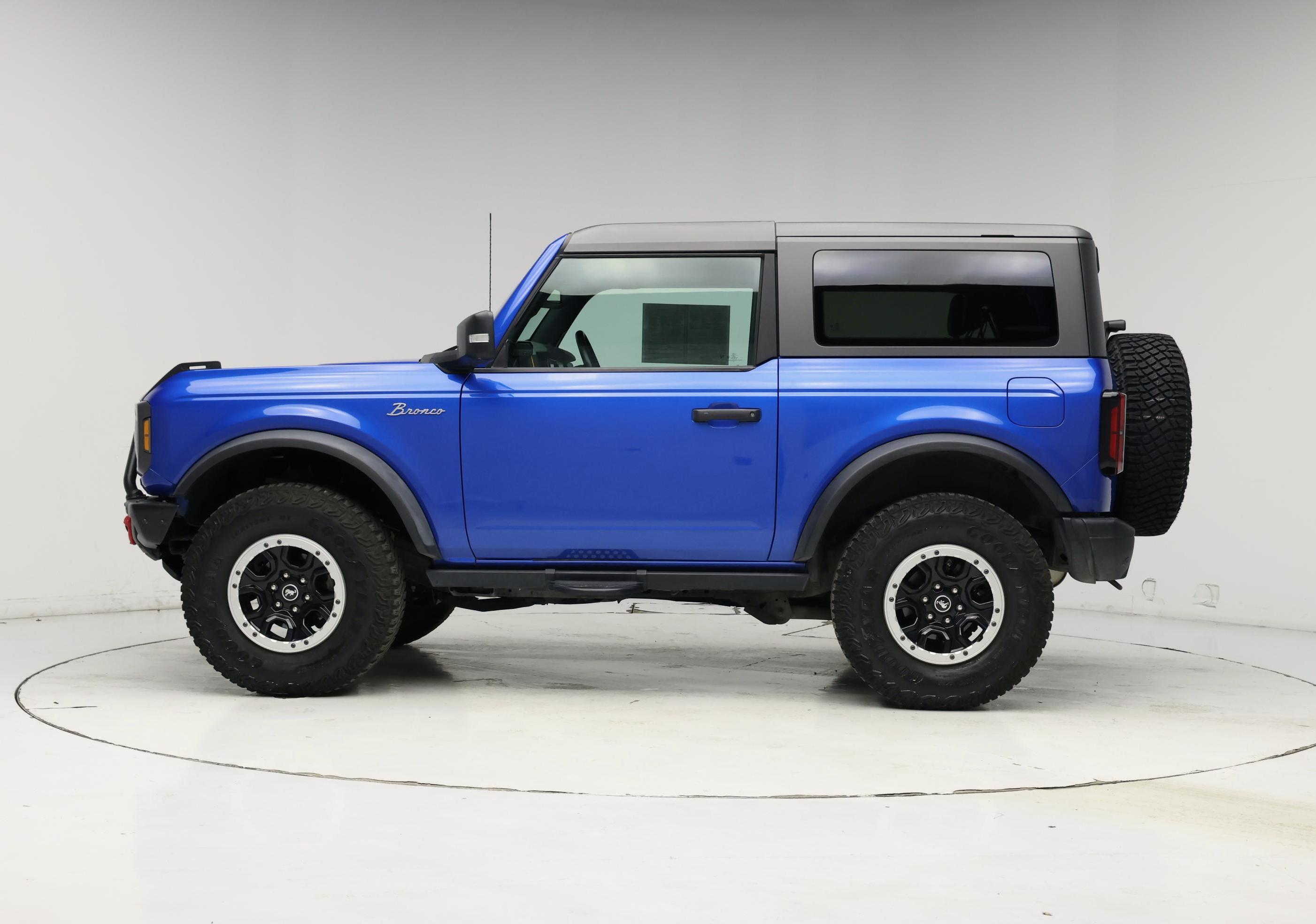 Thumbnail: 2022 Ford Bronco - 3