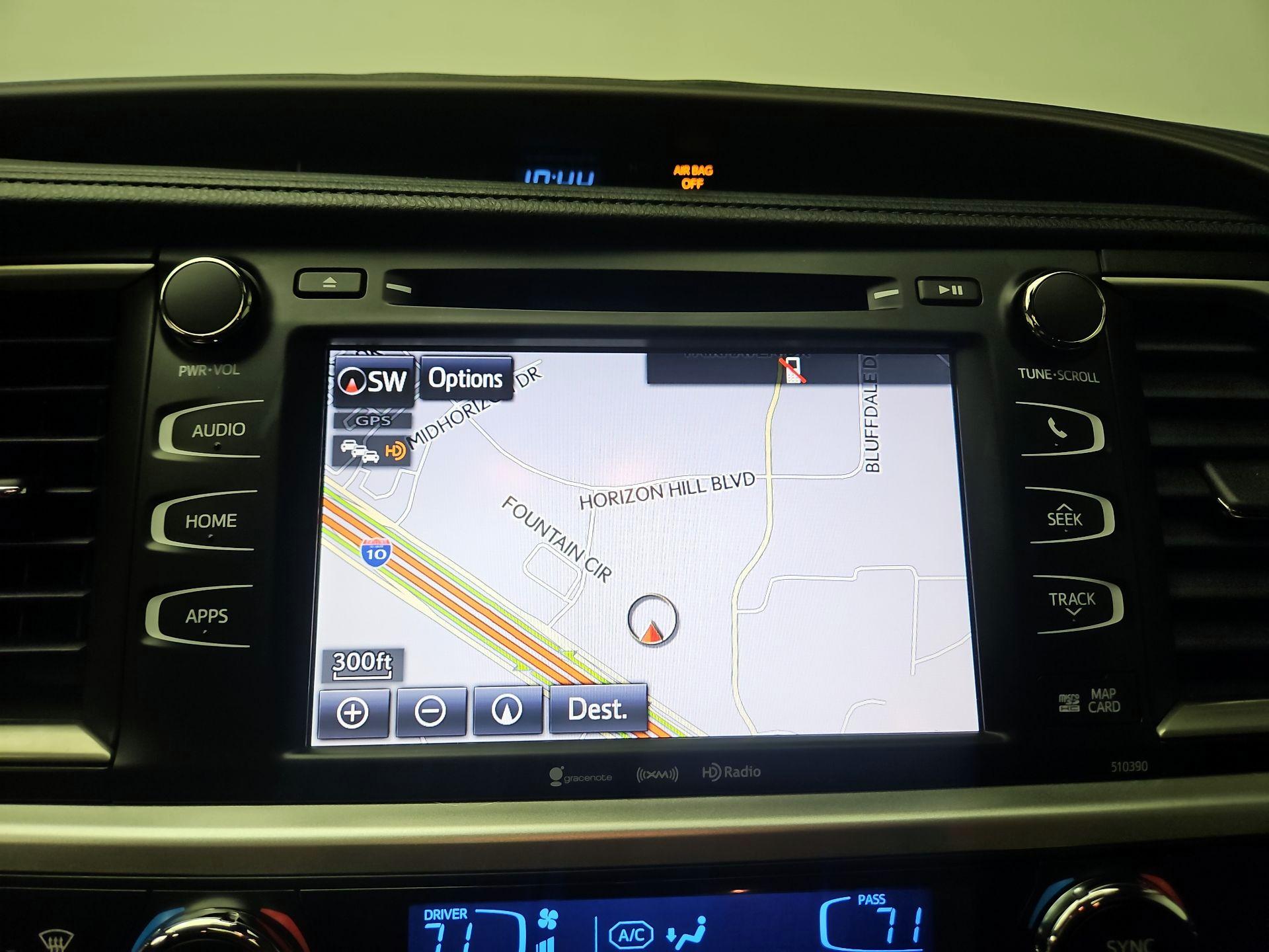 Thumbnail: 2018 Toyota Highlander - 14