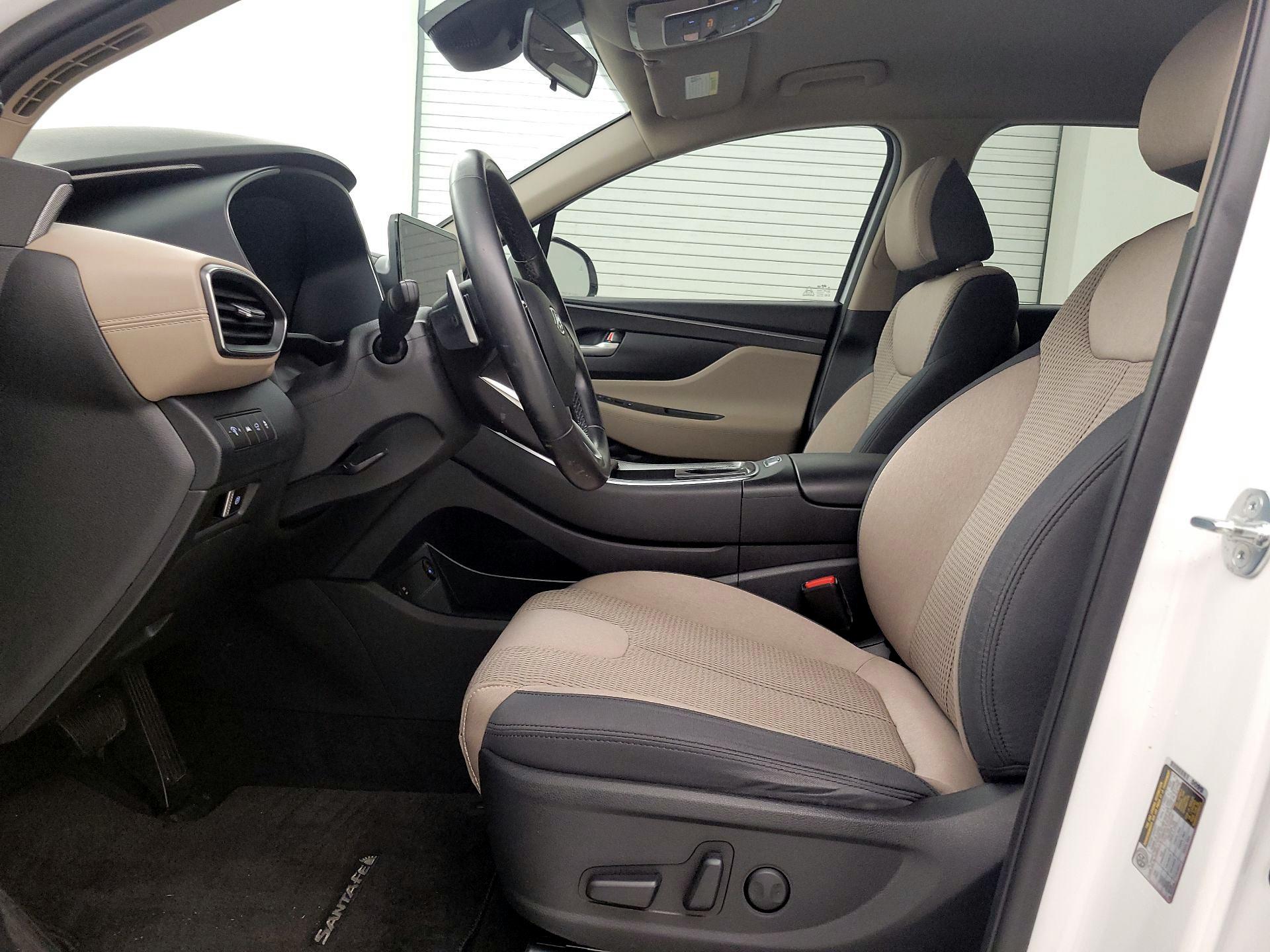 Thumbnail: 2023 Hyundai Santa Fe - 11