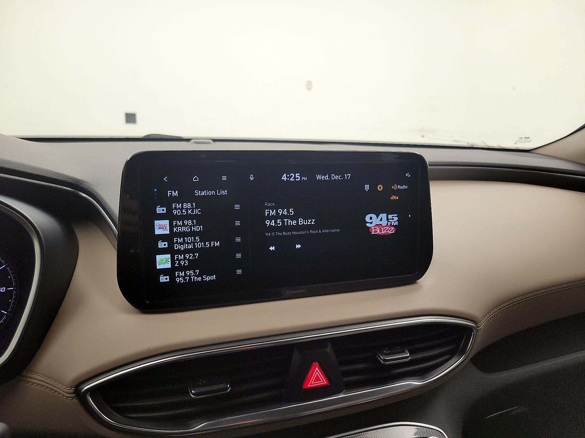 Thumbnail: 2023 Hyundai Santa Fe - 16