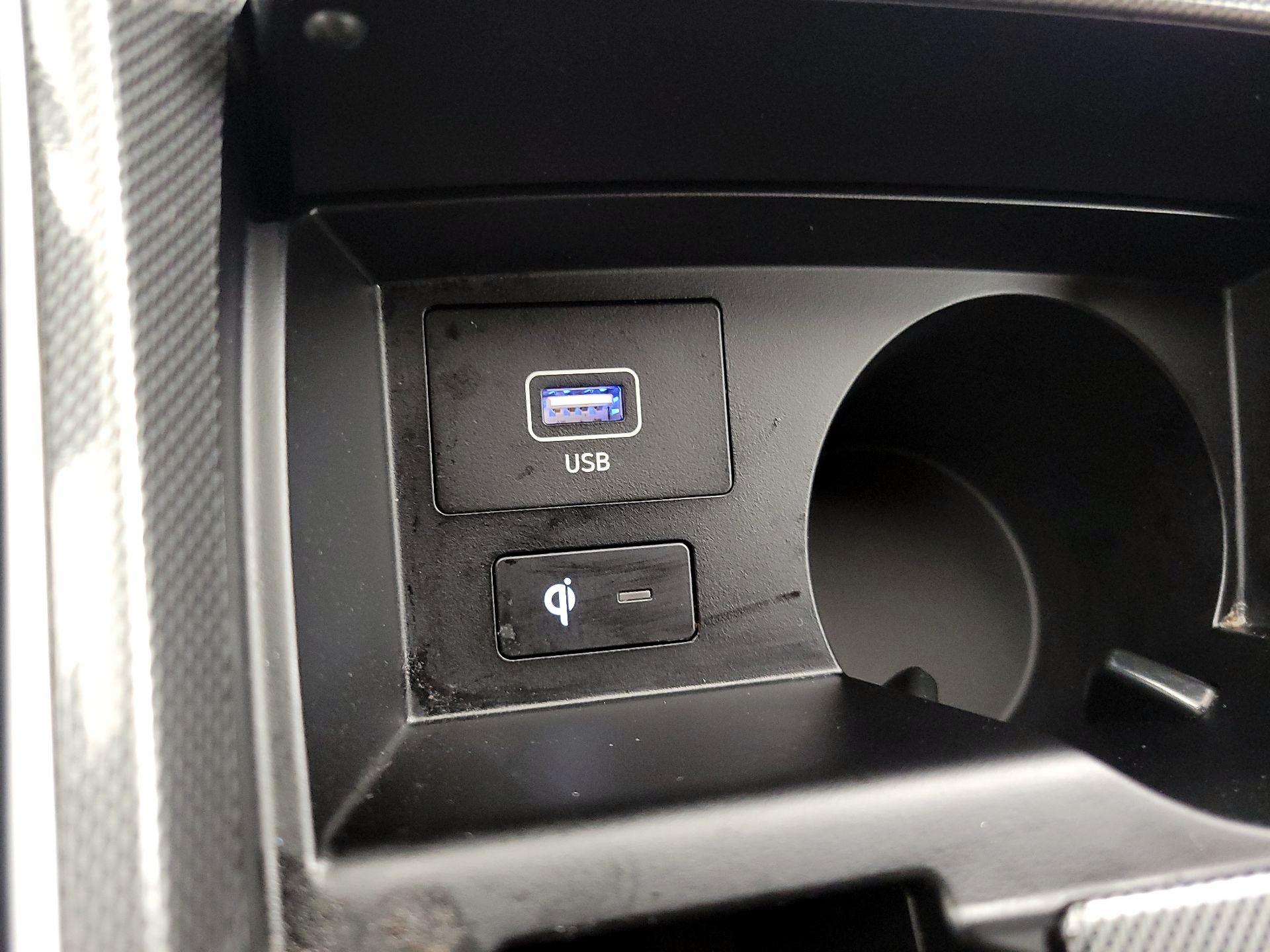 Thumbnail: 2023 Hyundai Santa Fe - 19