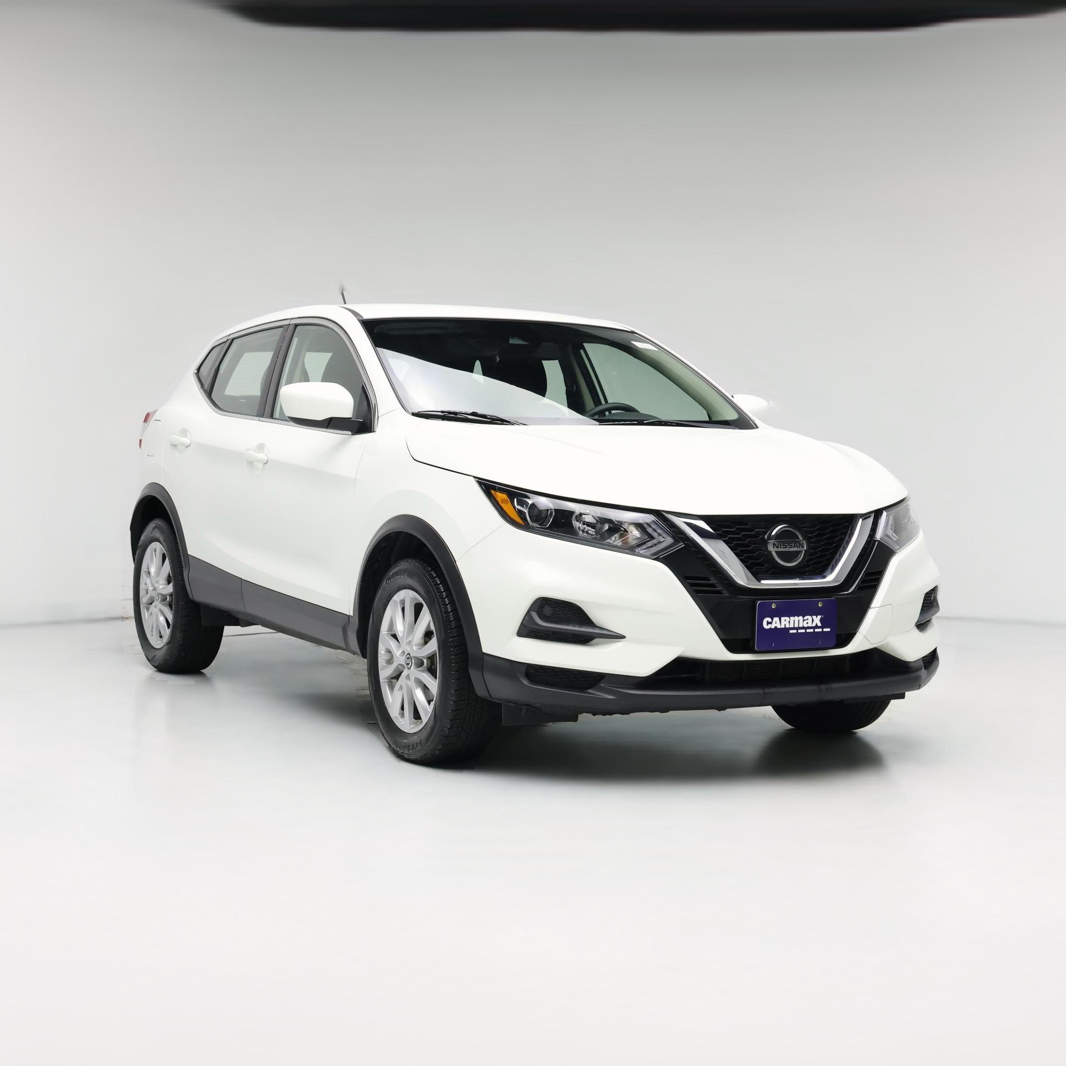 Thumbnail: 2021 Nissan Rogue Sport - 1