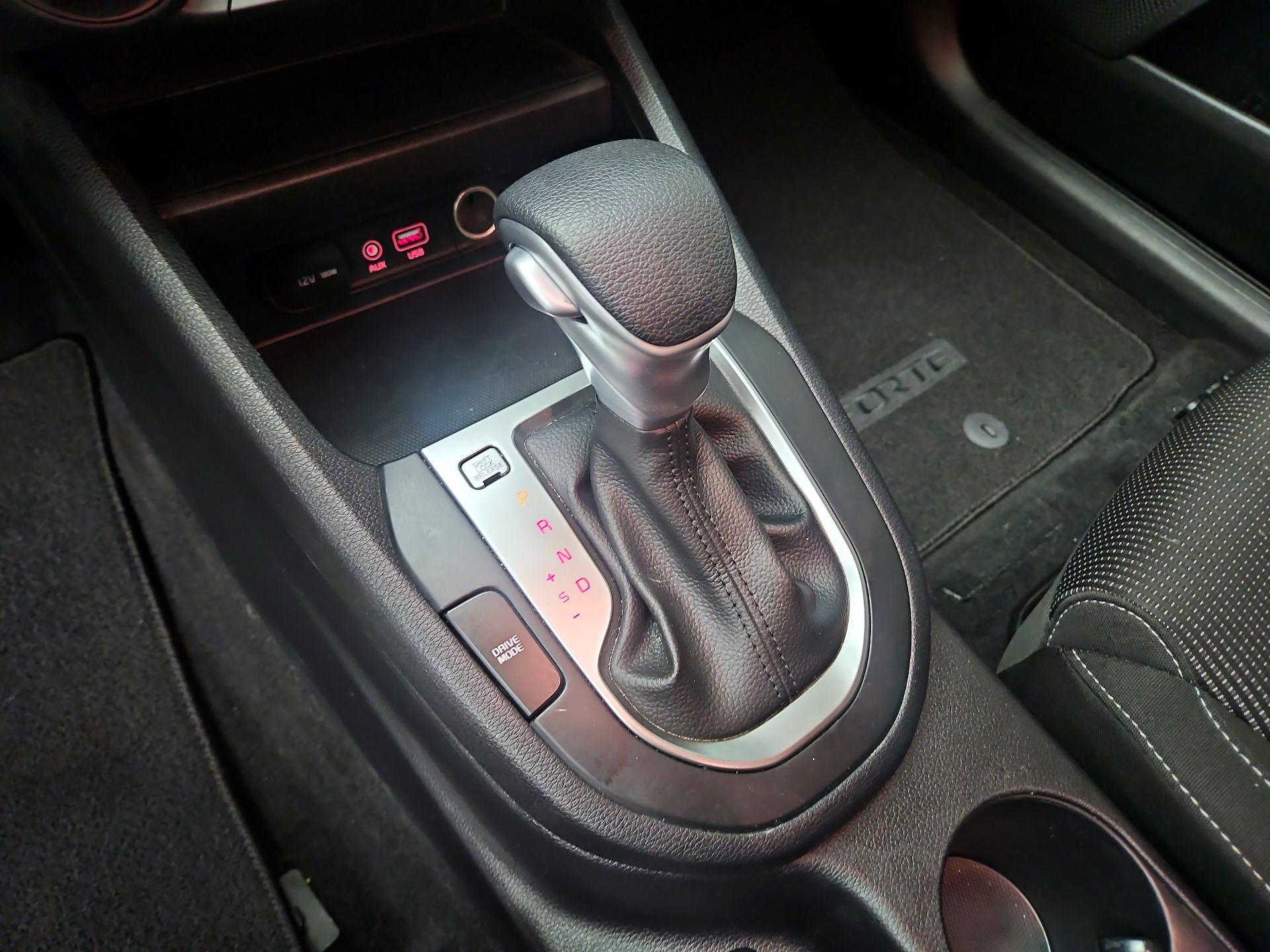 Thumbnail: 2021 Kia Forte - 17