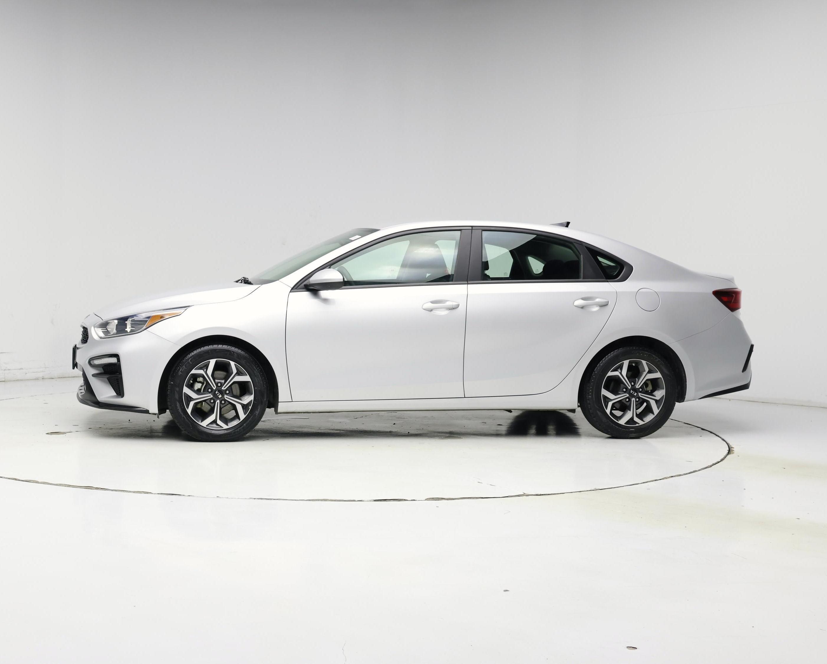 Thumbnail: 2021 Kia Forte - 3