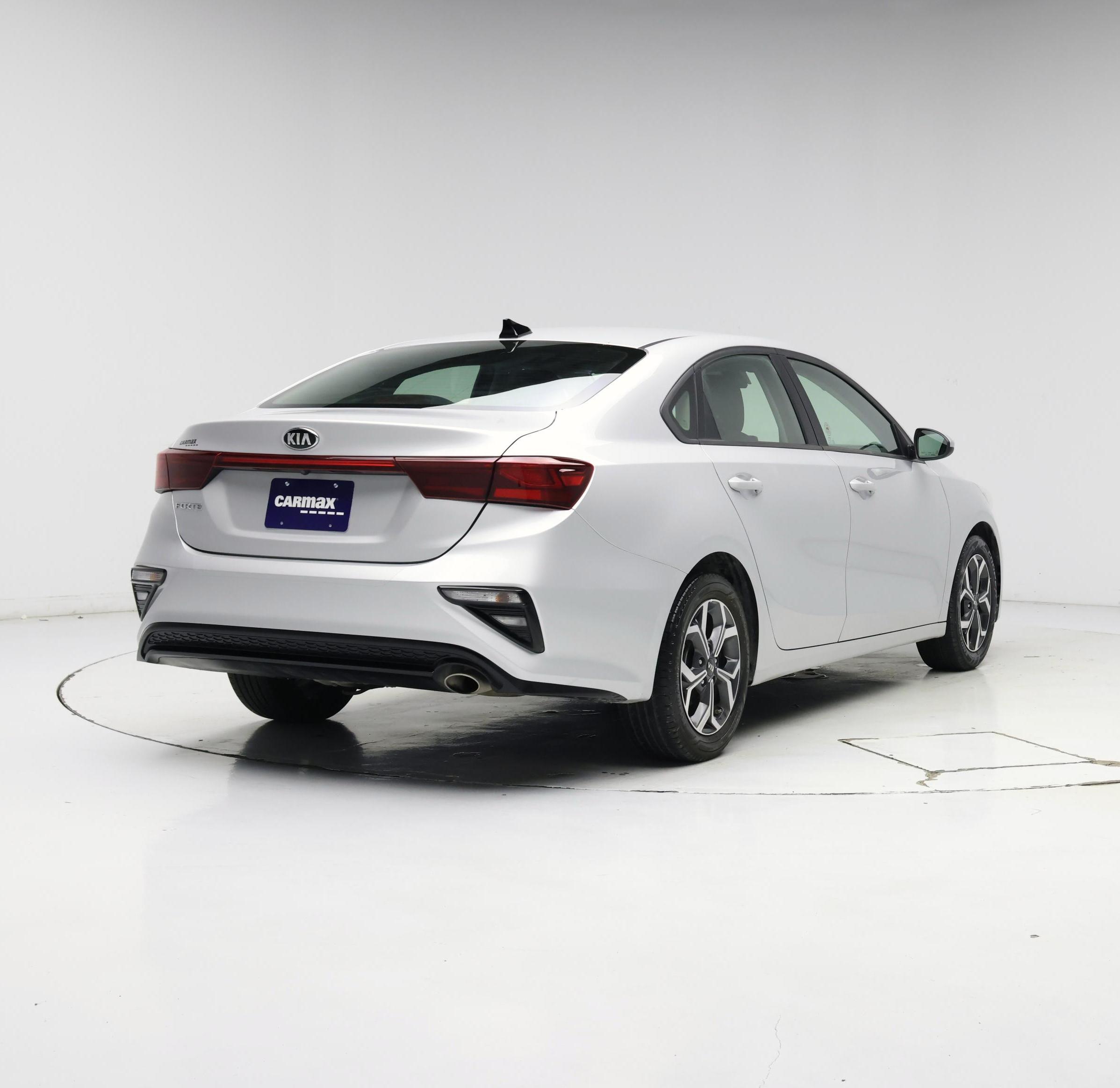 Thumbnail: 2021 Kia Forte - 8