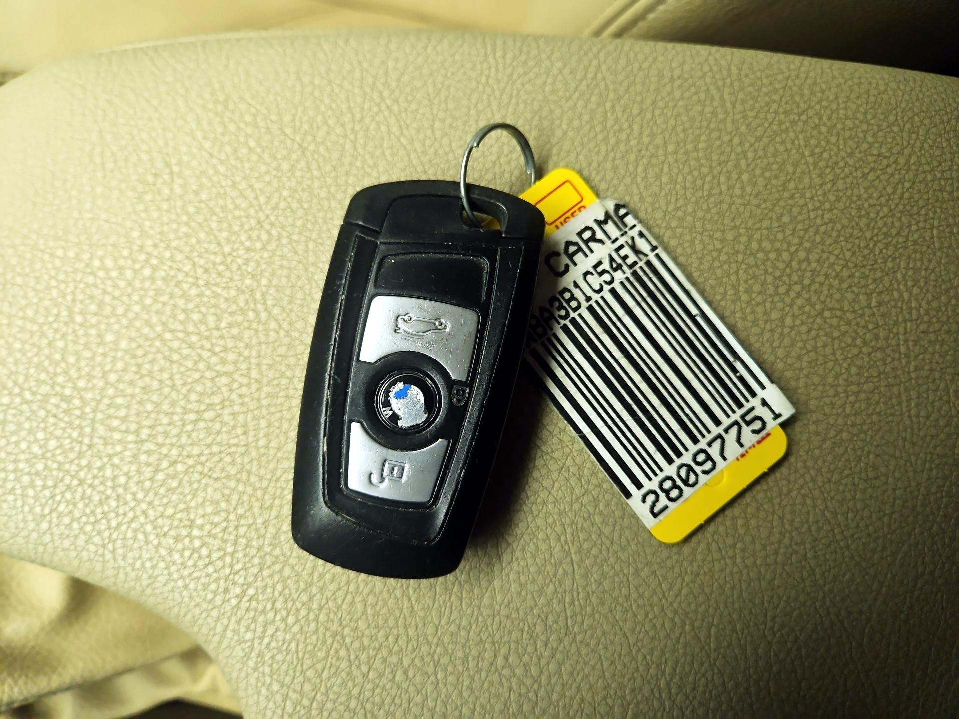 Thumbnail: 2014 BMW 3 Series - 19