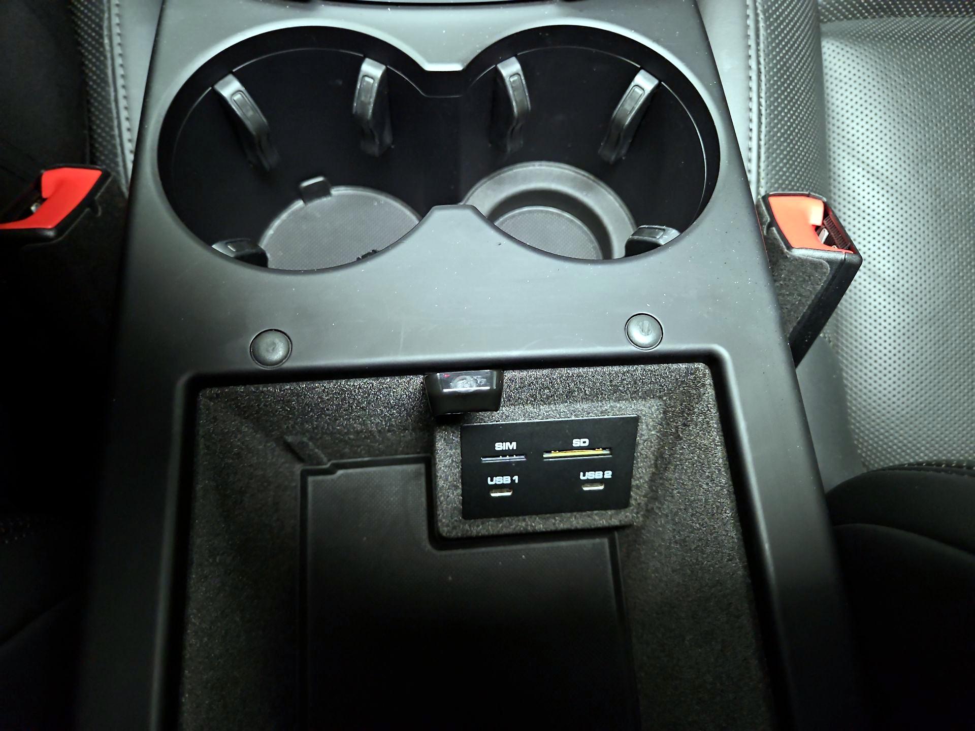 Thumbnail: 2020 Porsche Macan - 19