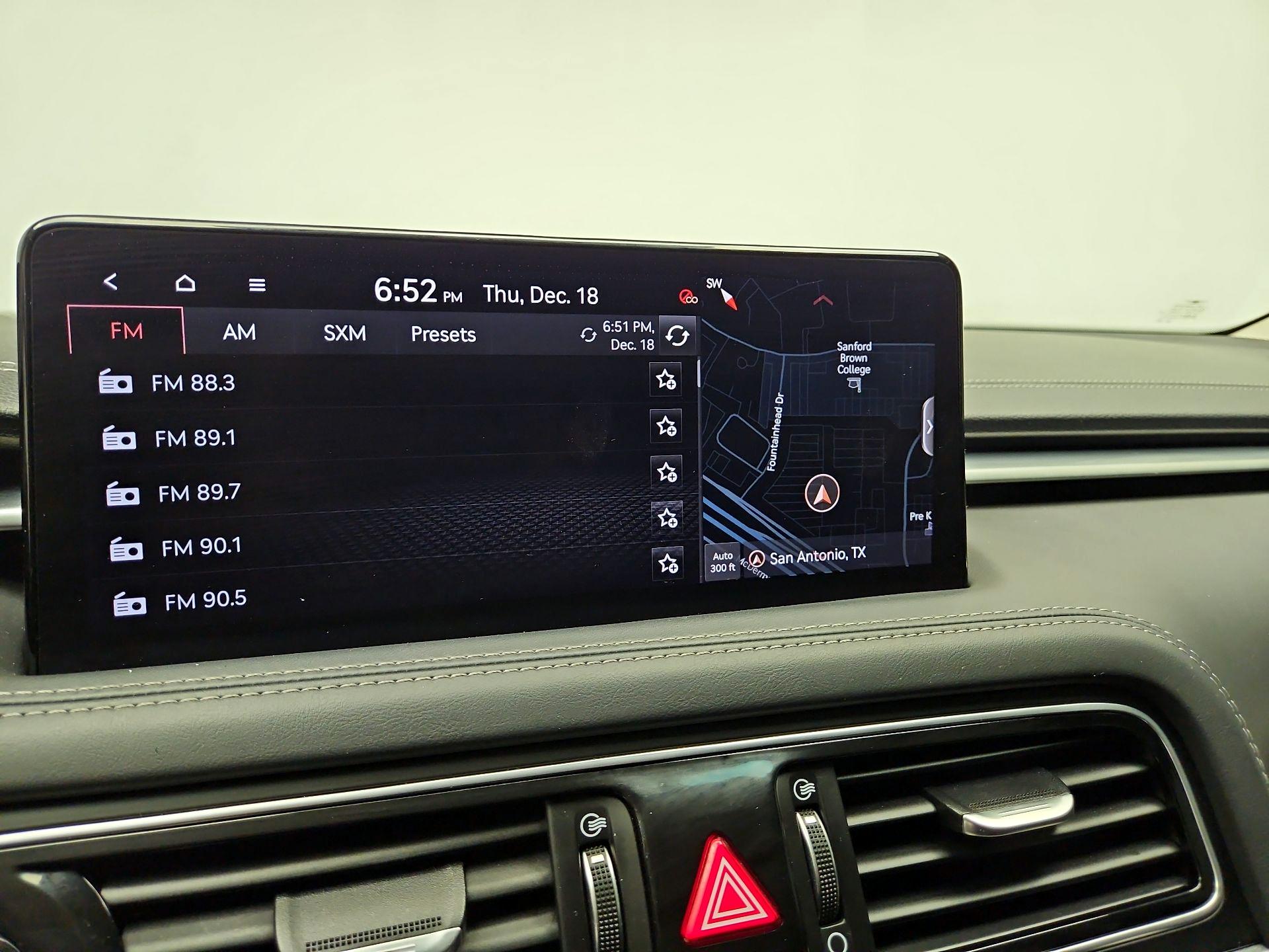 Thumbnail: 2023 Genesis G70 - 14