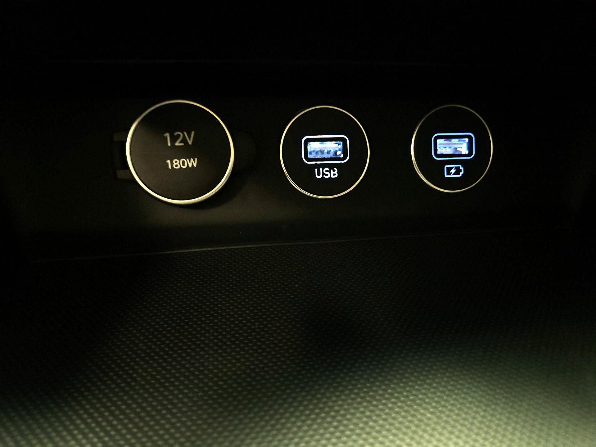 Thumbnail: 2023 Genesis G70 - 19