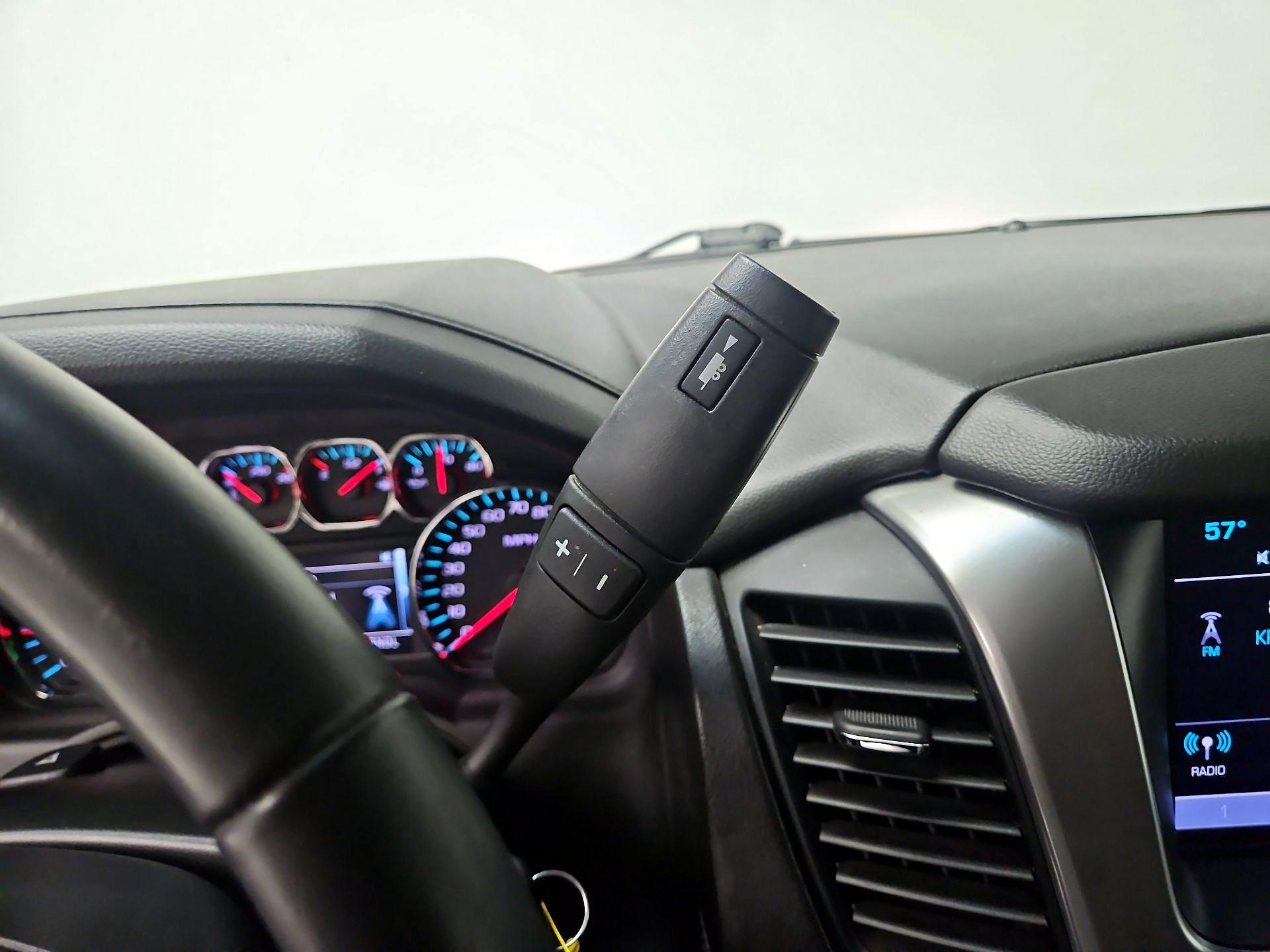 Thumbnail: 2018 Chevrolet Tahoe - 18