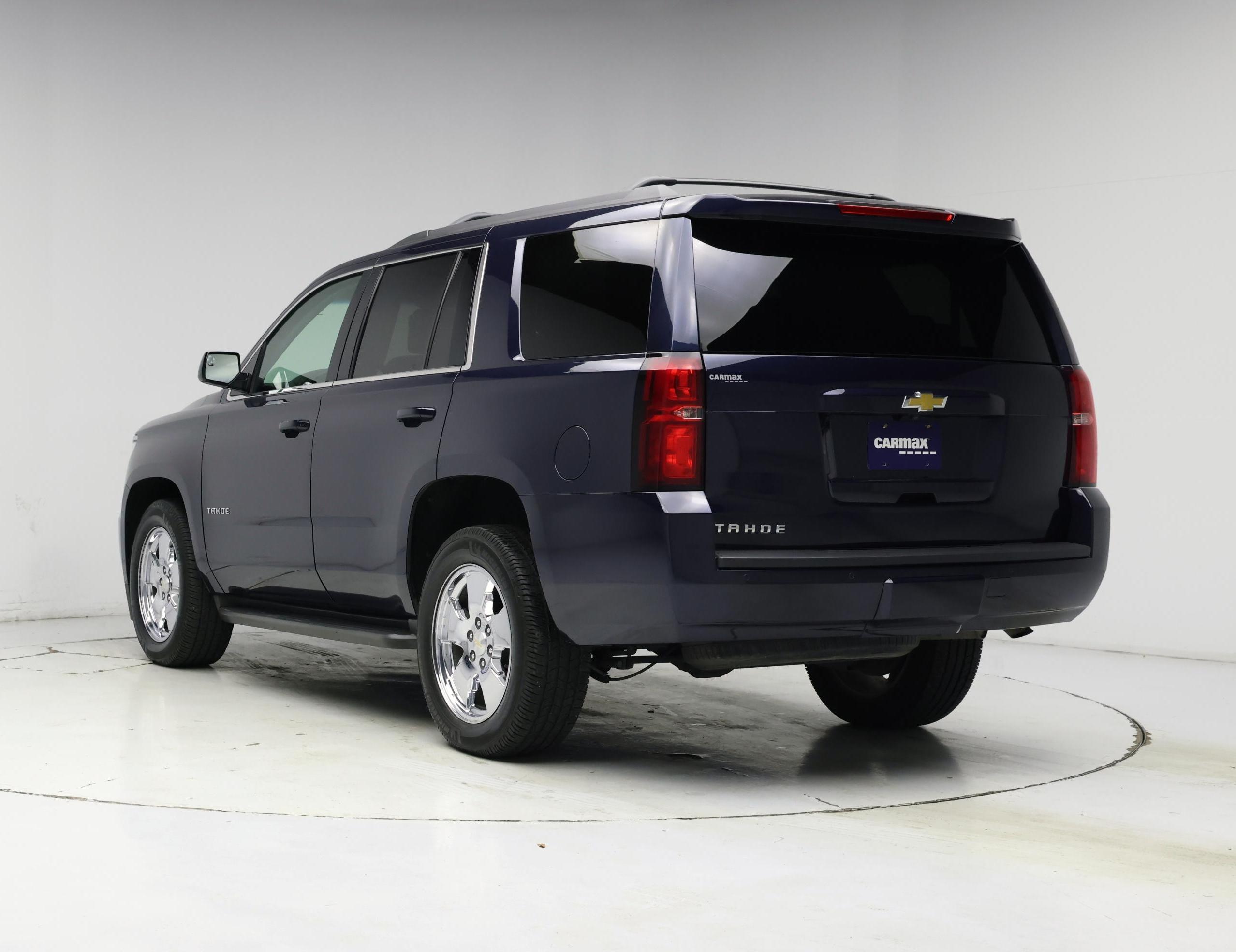 Thumbnail: 2018 Chevrolet Tahoe - 2