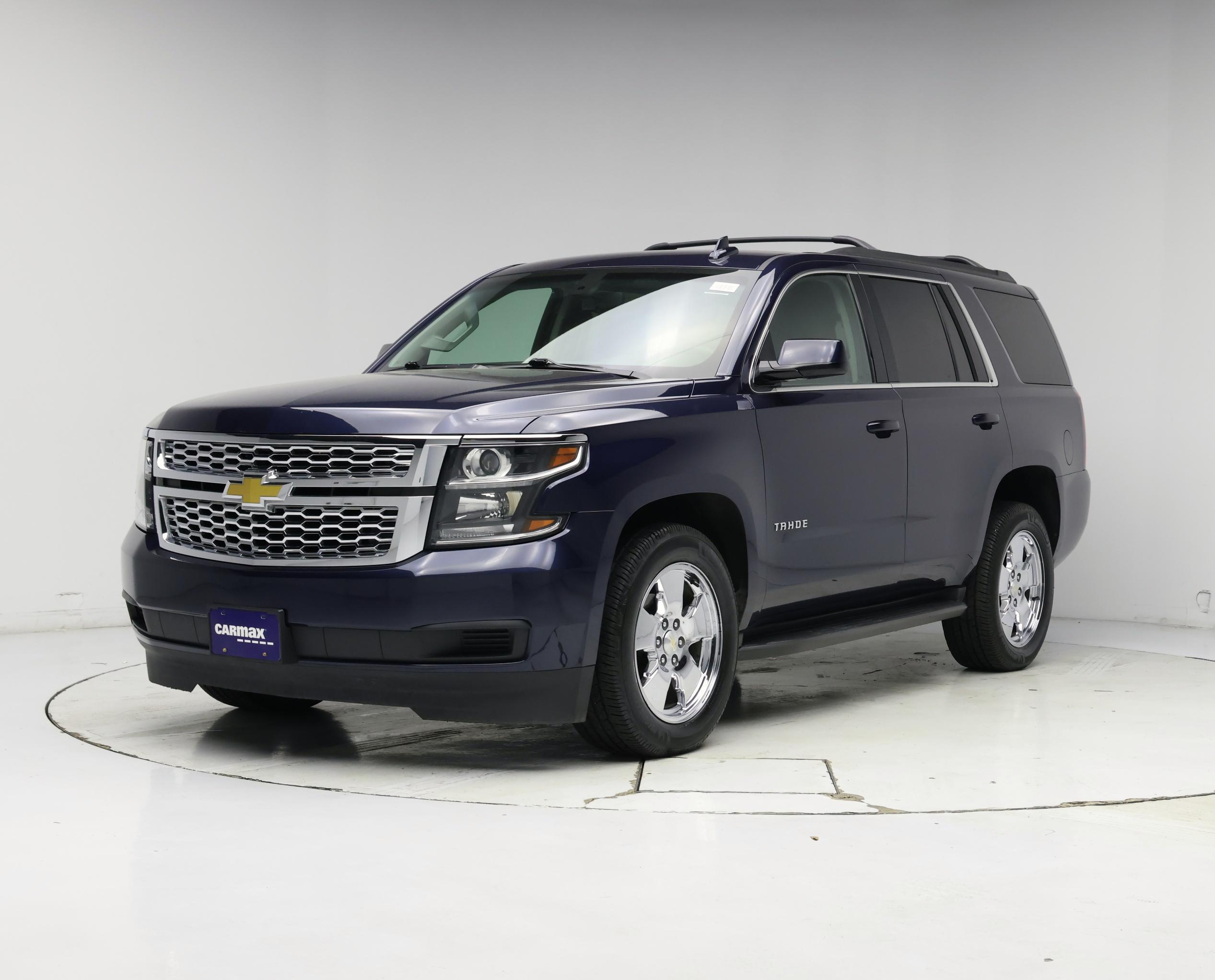 Thumbnail: 2018 Chevrolet Tahoe - 4