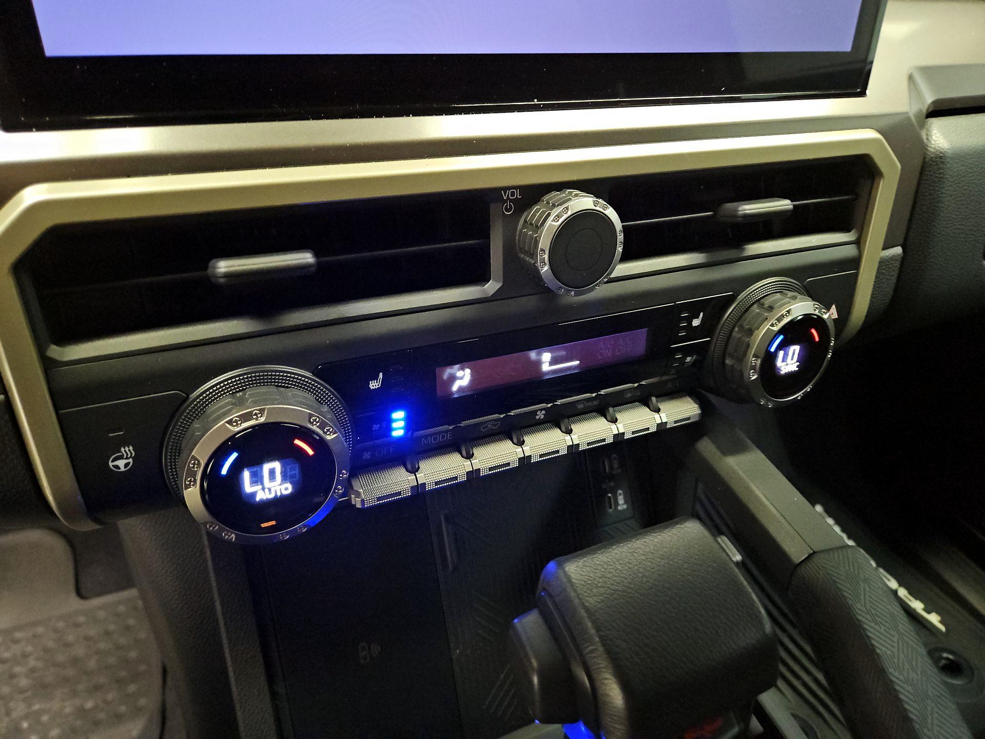 Thumbnail: 2024 Toyota Tacoma - 16