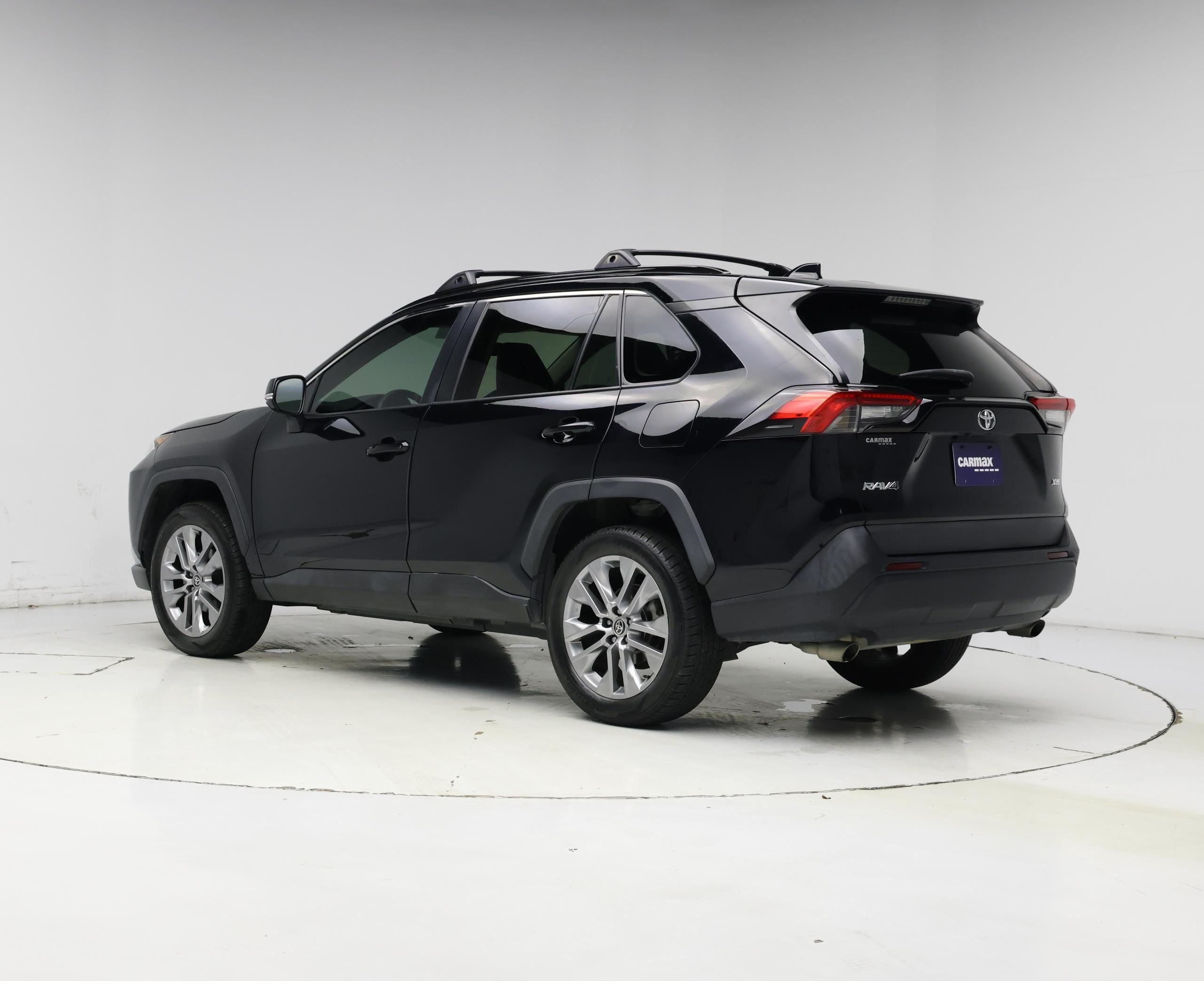 Thumbnail: 2021 Toyota RAV4 - 2
