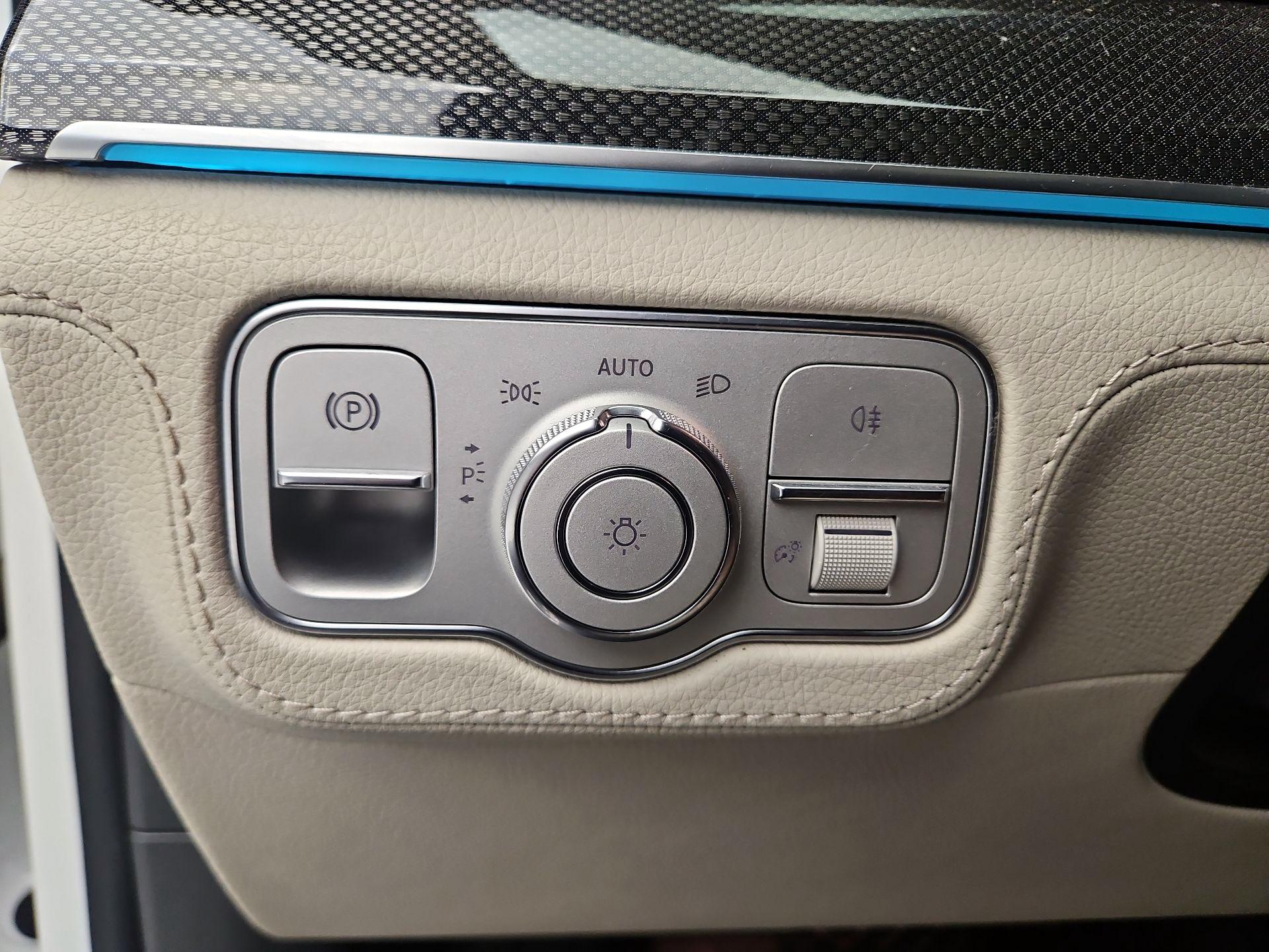 Thumbnail: 2020 Mercedes-Benz GLE - 13