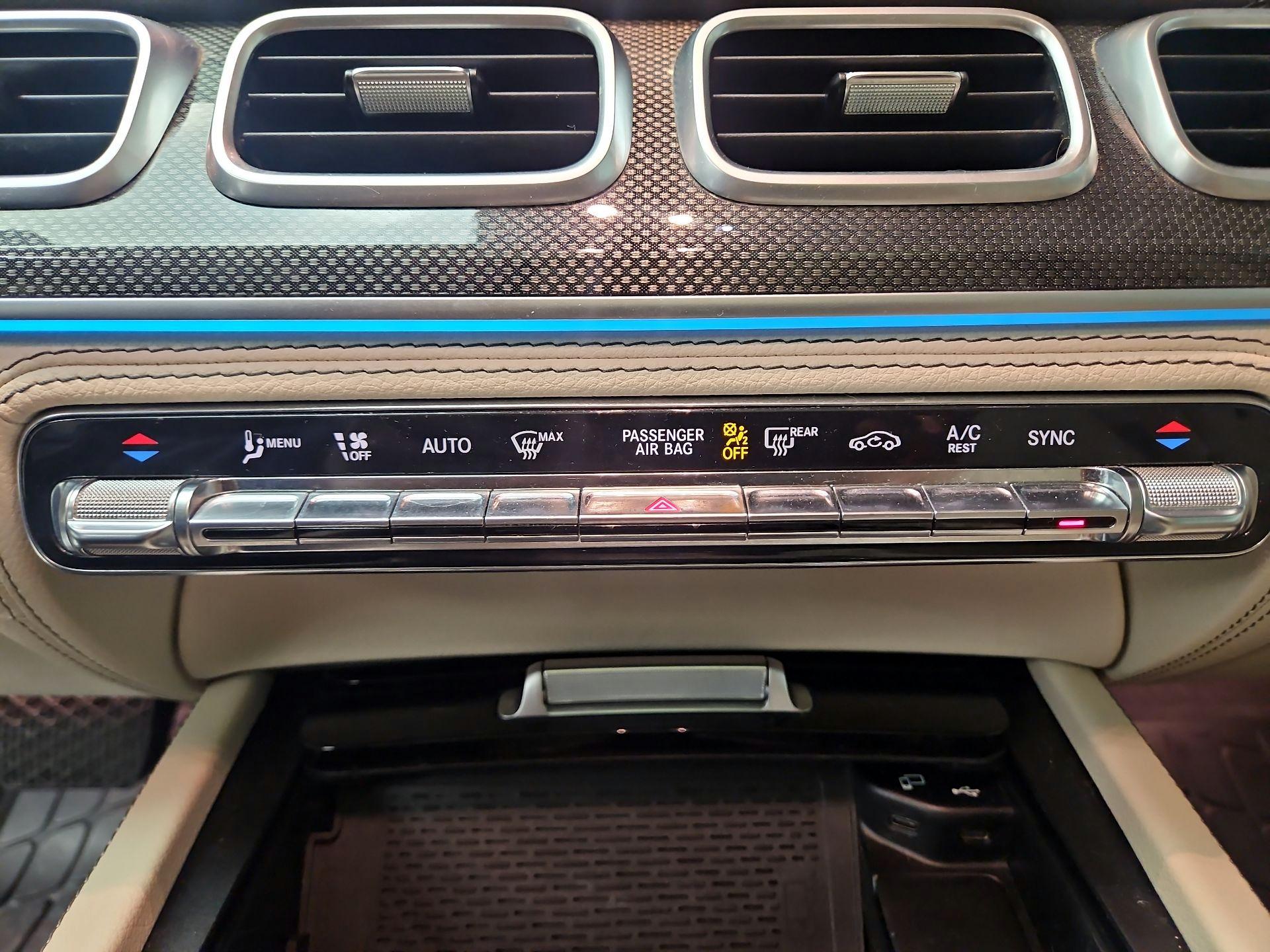 Thumbnail: 2020 Mercedes-Benz GLE - 17