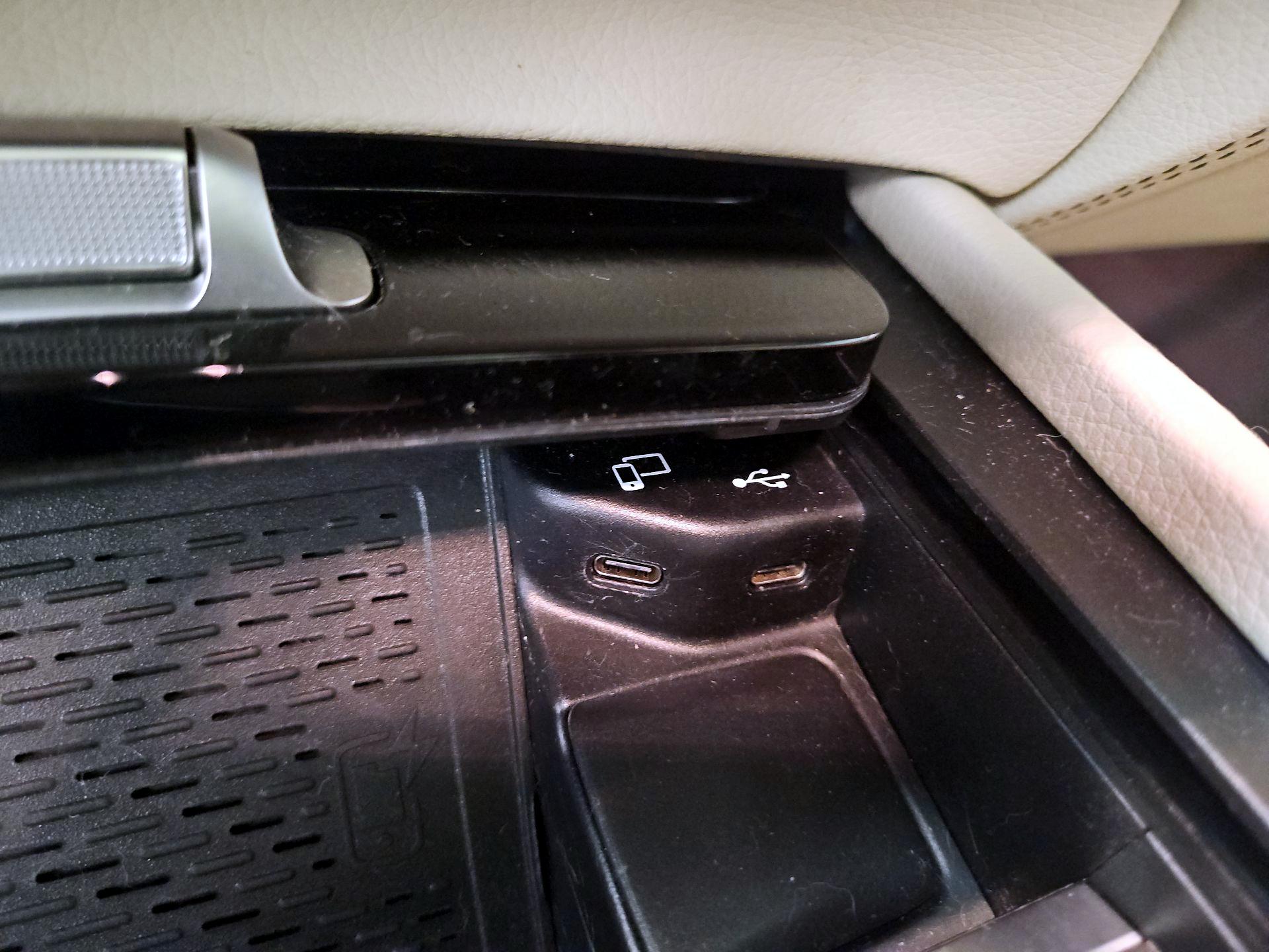 Thumbnail: 2020 Mercedes-Benz GLE - 19