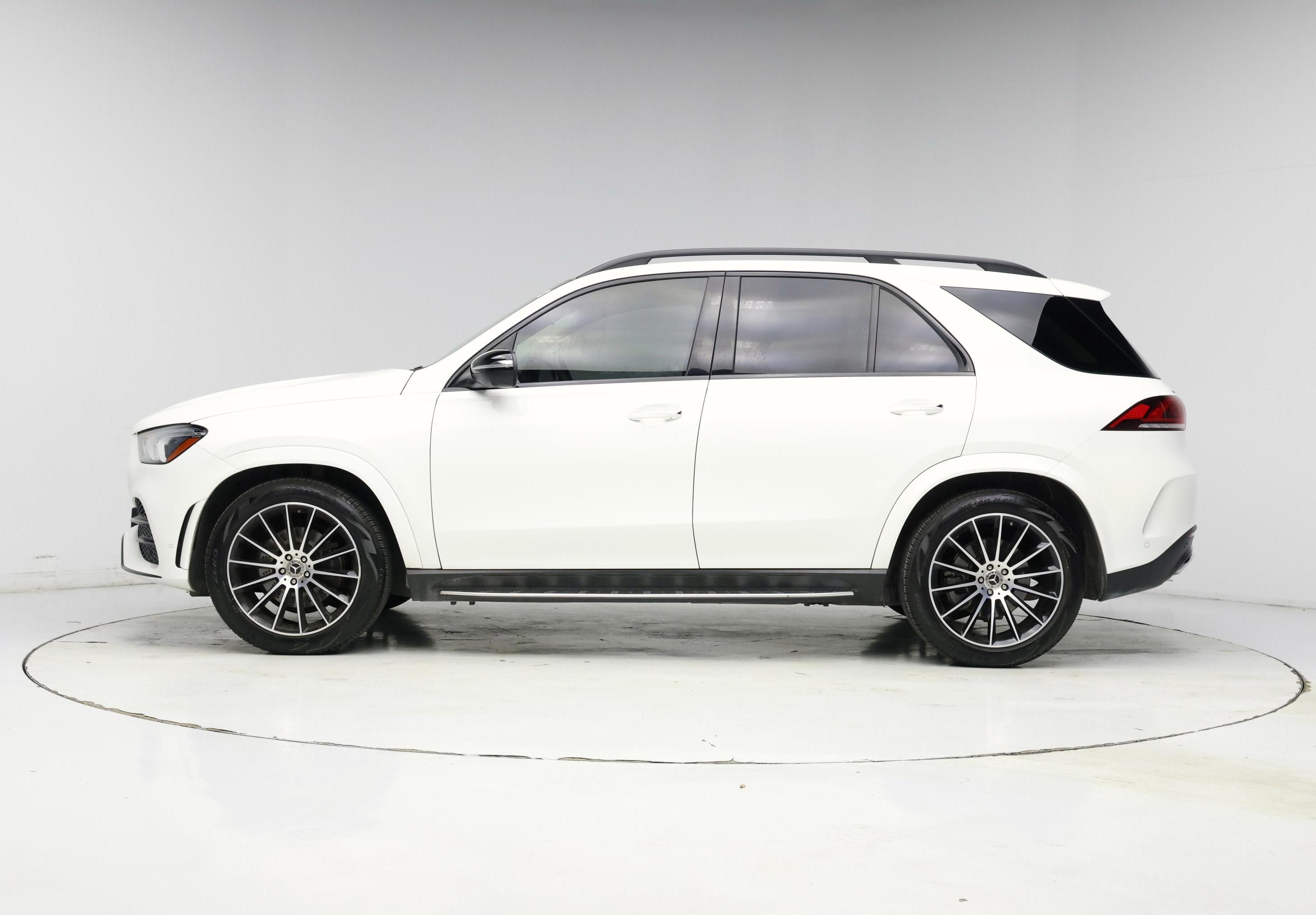 Thumbnail: 2020 Mercedes-Benz GLE - 3