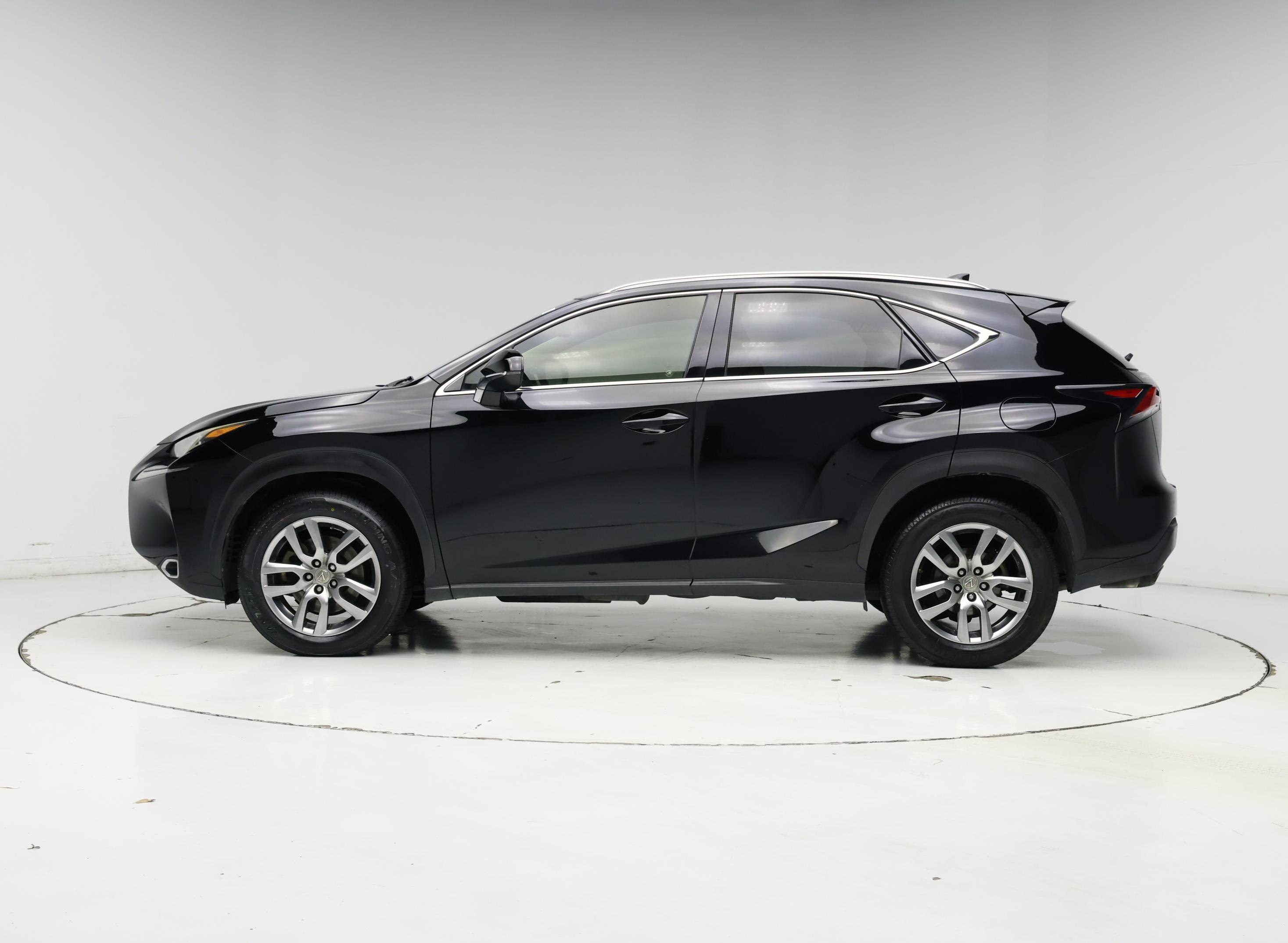 Thumbnail: 2015 Lexus NX - 3