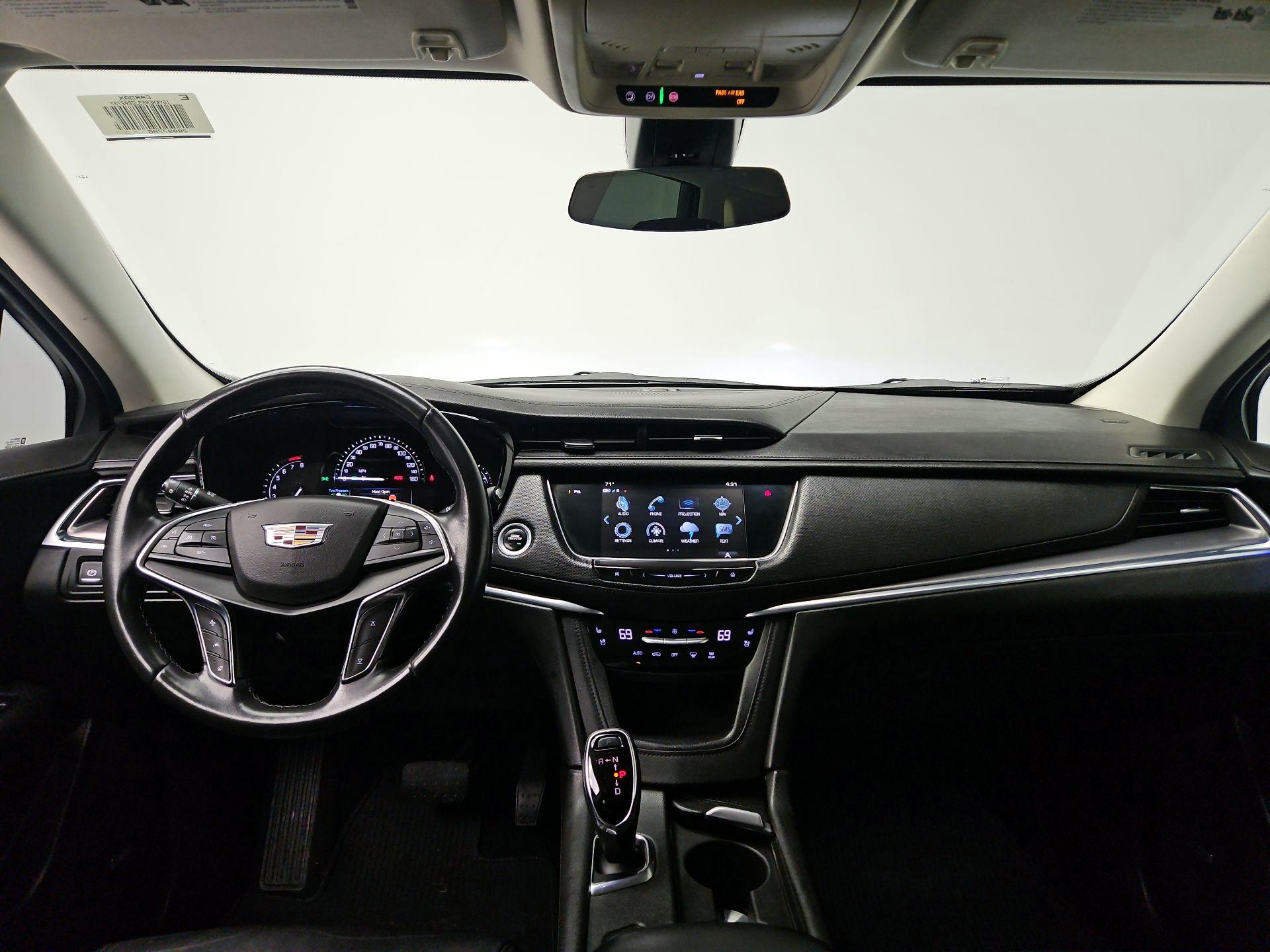 Thumbnail: 2018 Cadillac XT5 - 9