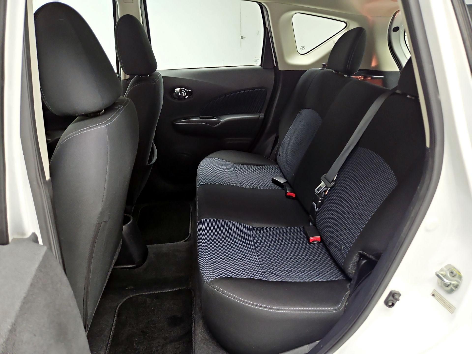 Thumbnail: 2017 Nissan Versa Note - 19