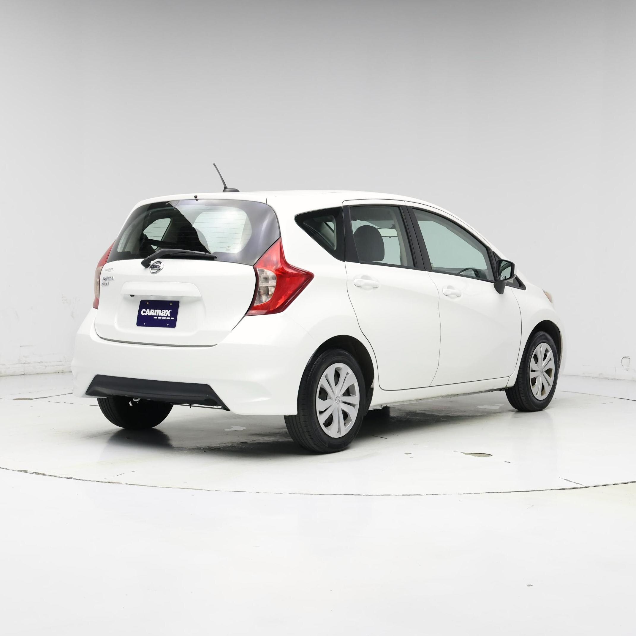 Thumbnail: 2017 Nissan Versa Note - 8