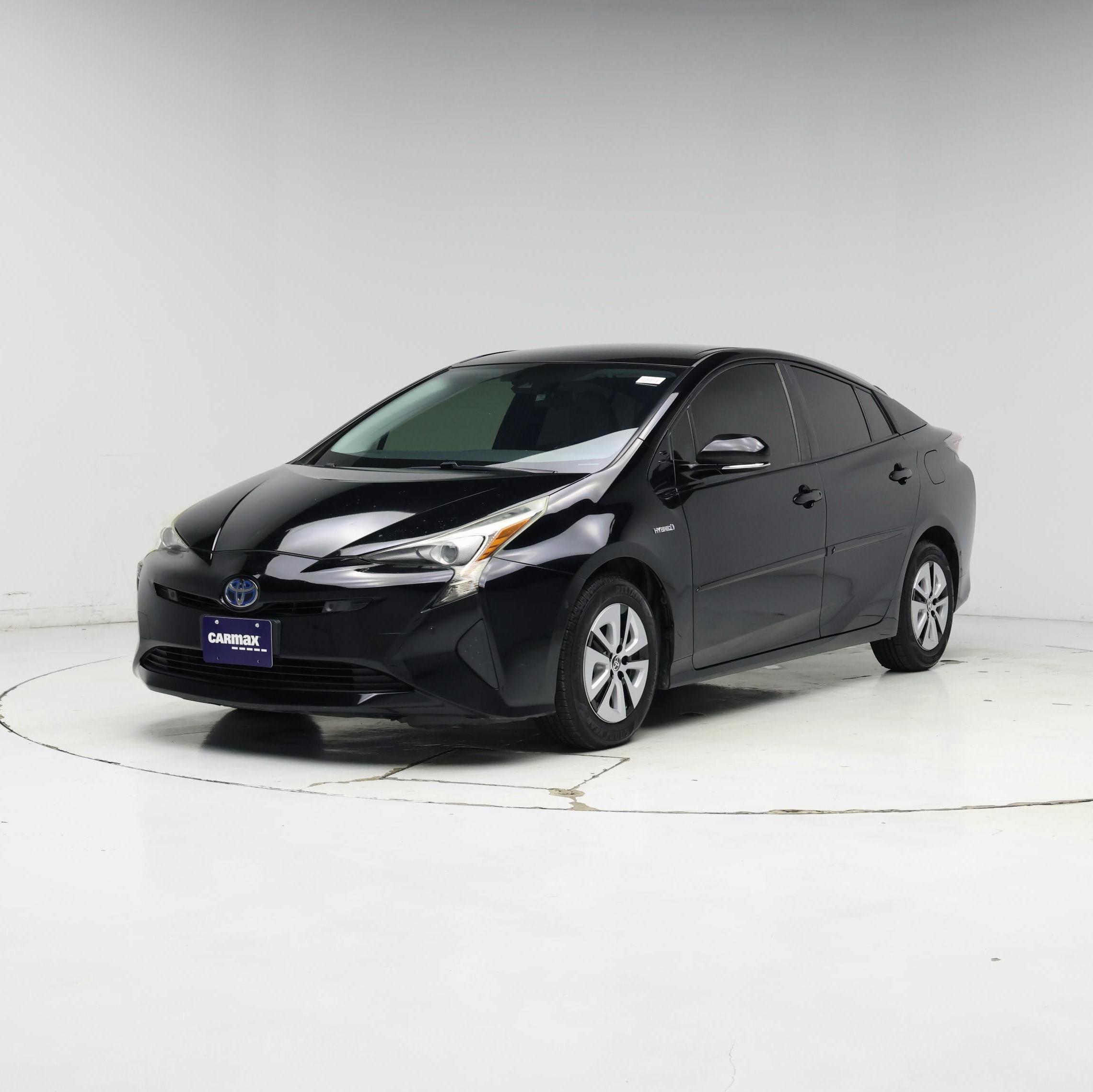 Thumbnail: 2017 Toyota Prius - 4