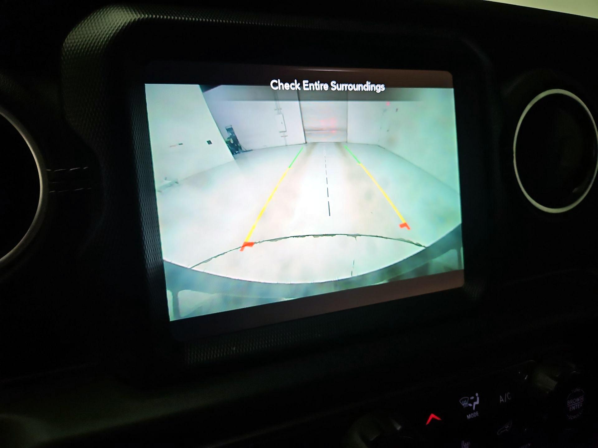 Thumbnail: 2021 Jeep Wrangler - 15