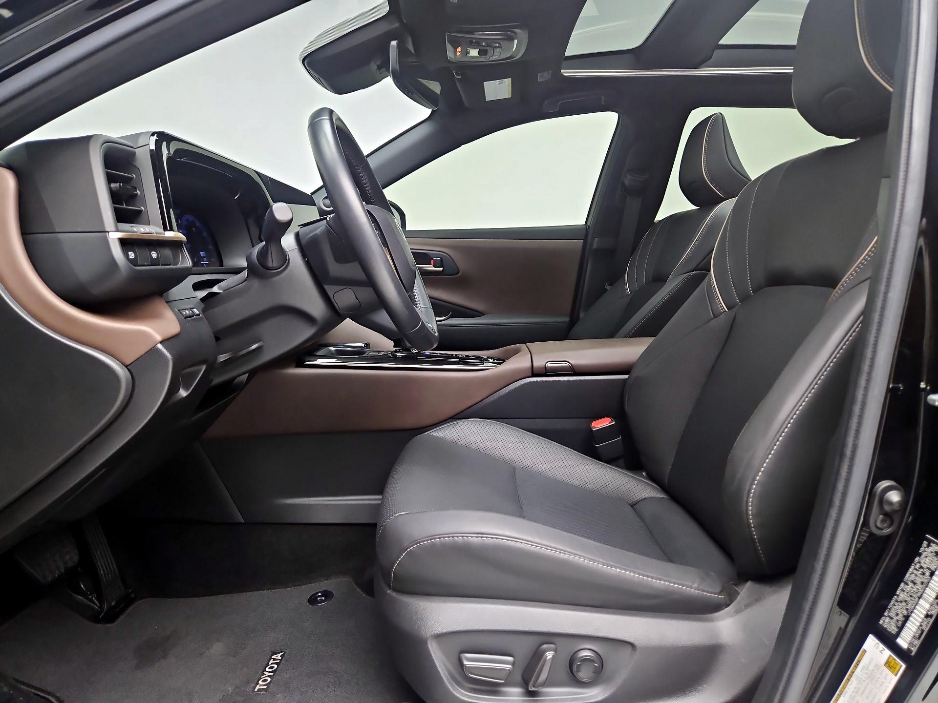 Thumbnail: 2024 Toyota Crown - 11