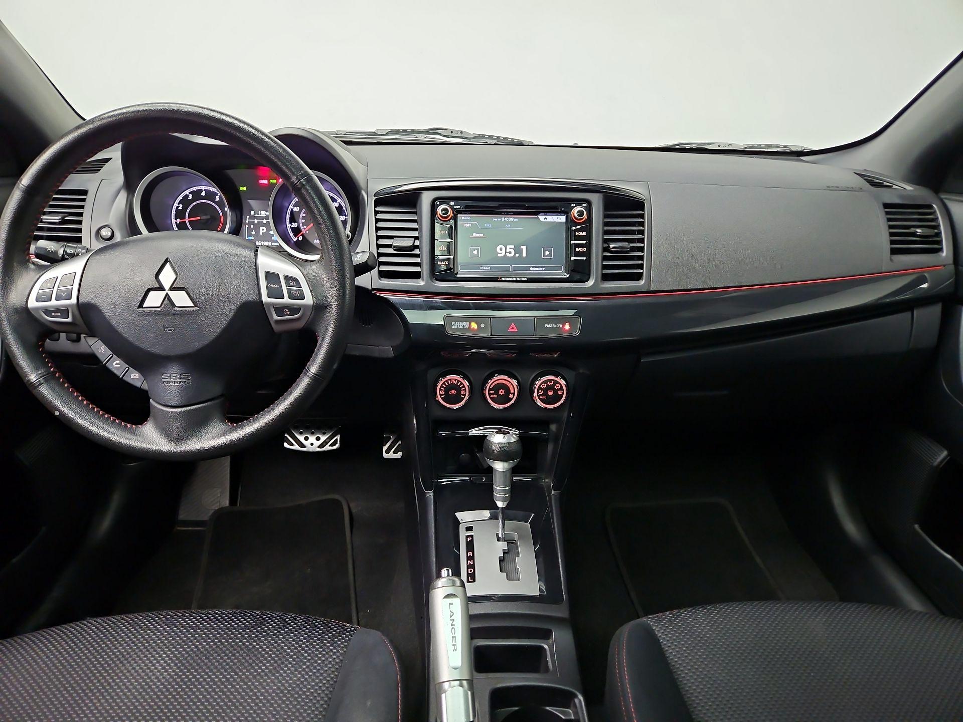 Thumbnail: 2017 Mitsubishi Lancer - 9