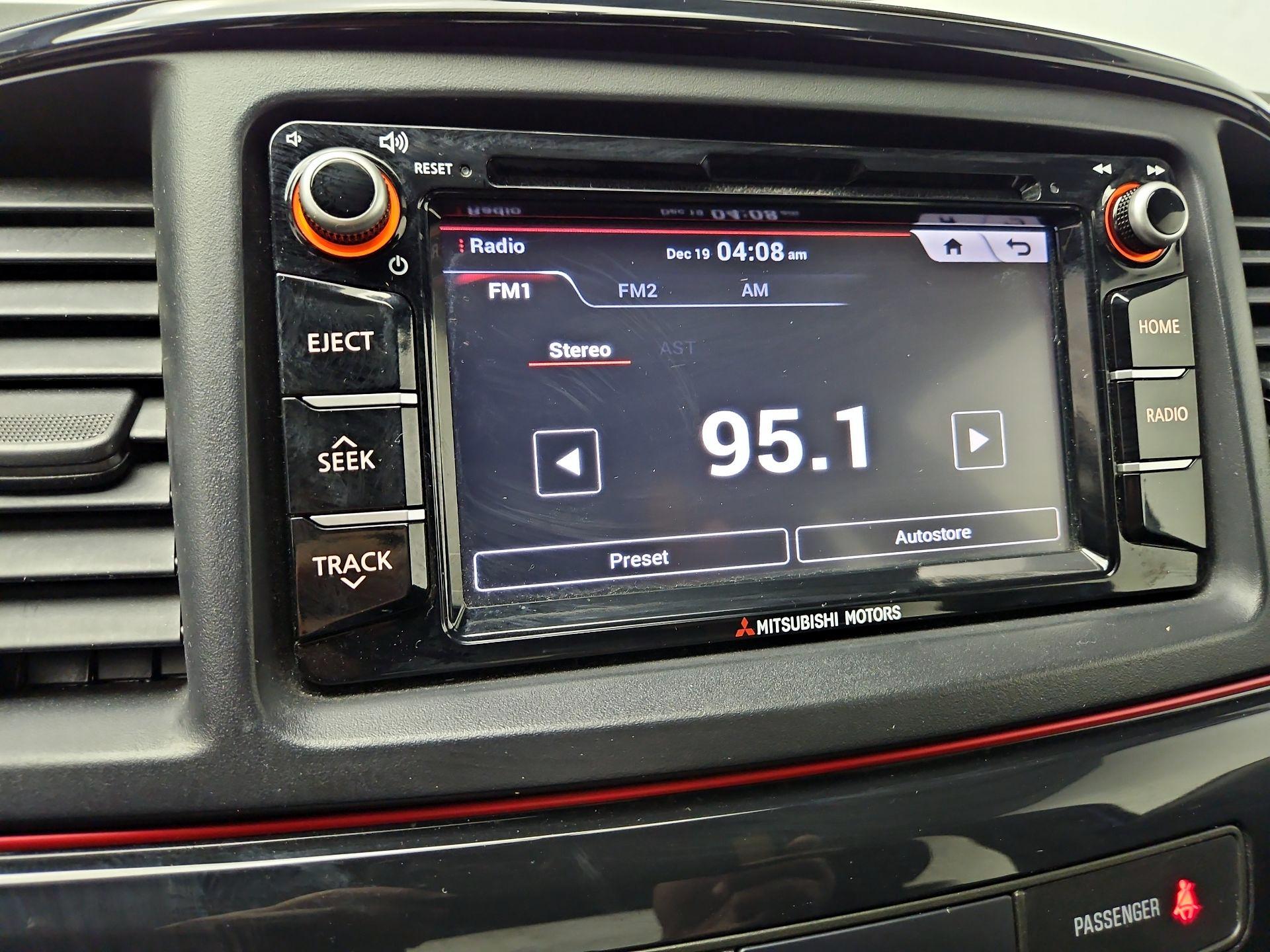 Thumbnail: 2017 Mitsubishi Lancer - 14