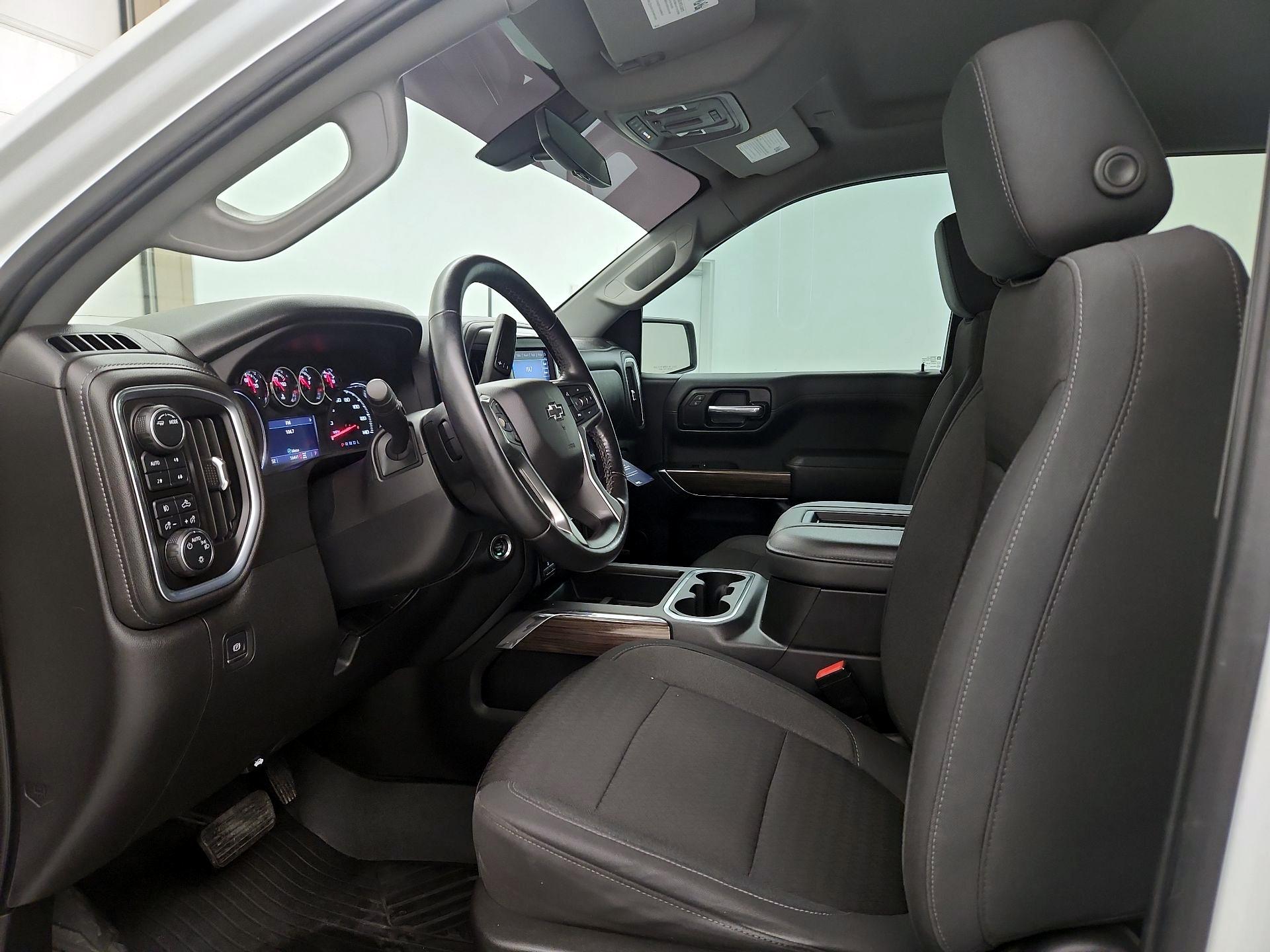 Thumbnail: 2021 Chevrolet Silverado 1500 - 11