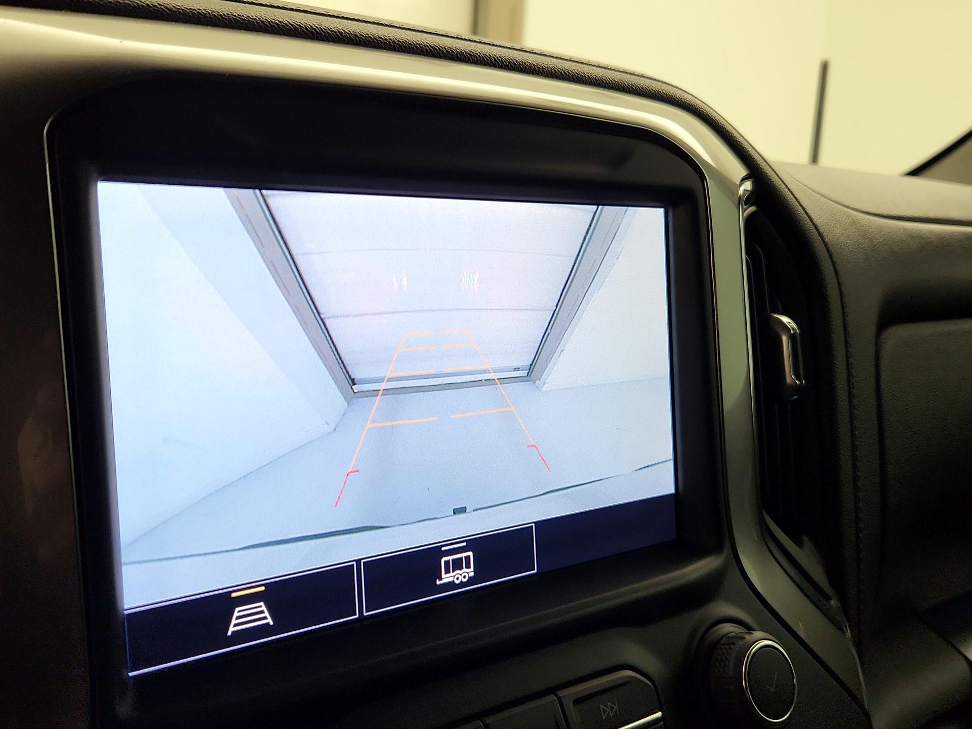 Thumbnail: 2021 Chevrolet Silverado 1500 - 14