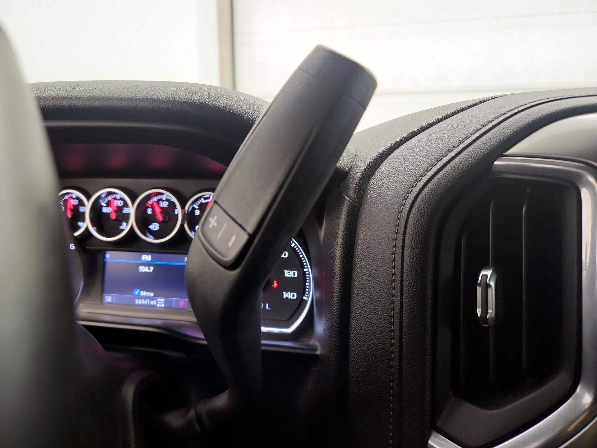 Thumbnail: 2021 Chevrolet Silverado 1500 - 17