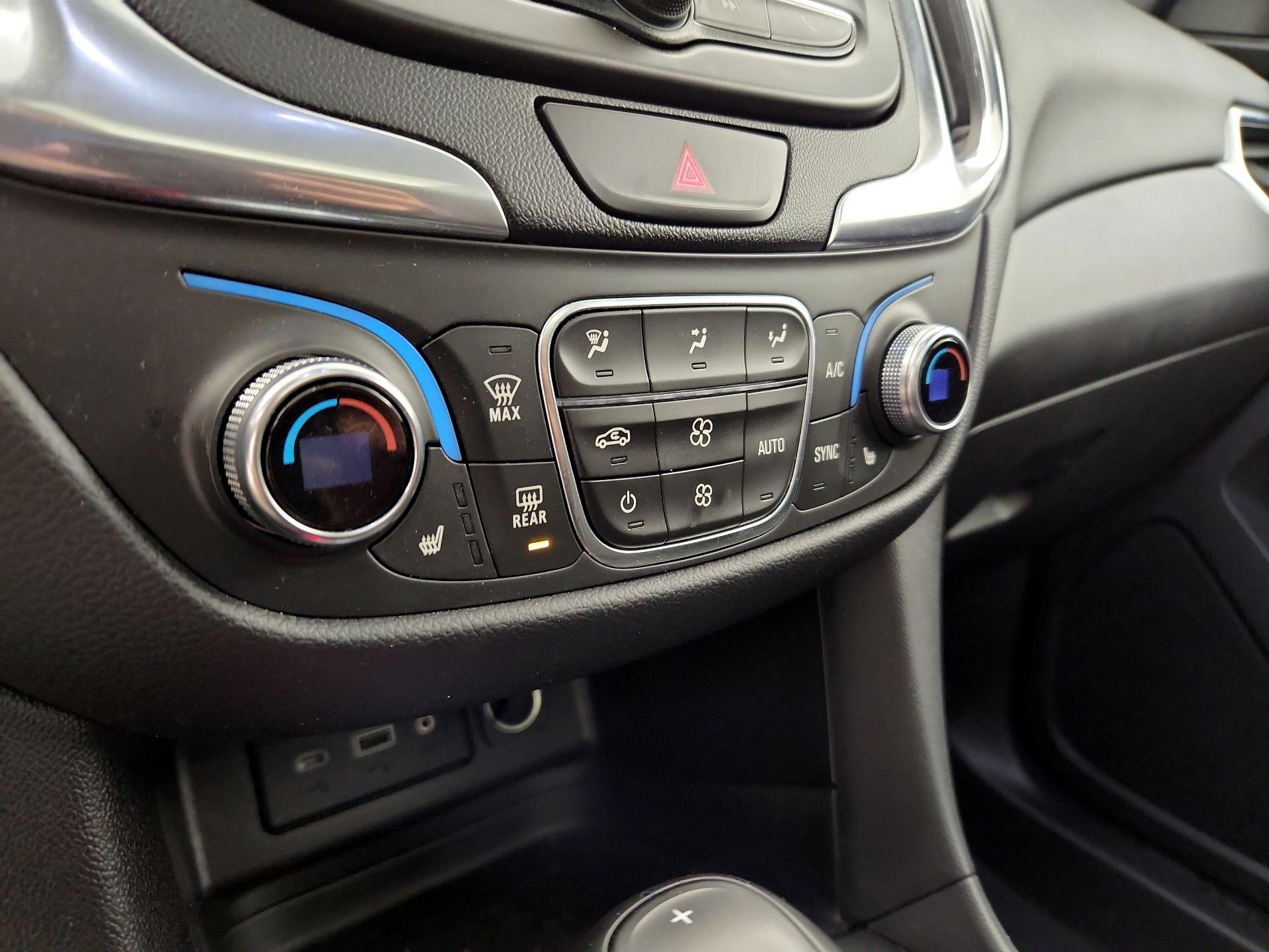 Thumbnail: 2021 Chevrolet Equinox - 16