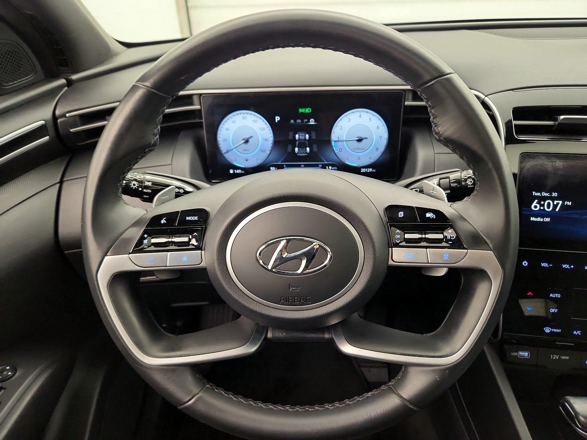 Thumbnail: 2023 Hyundai Santa Cruz - 10