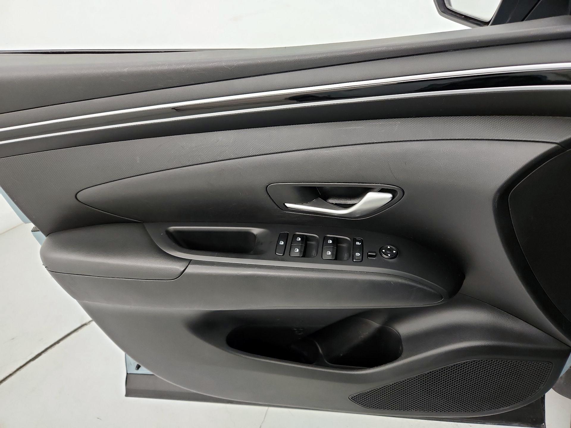 Thumbnail: 2023 Hyundai Santa Cruz - 12