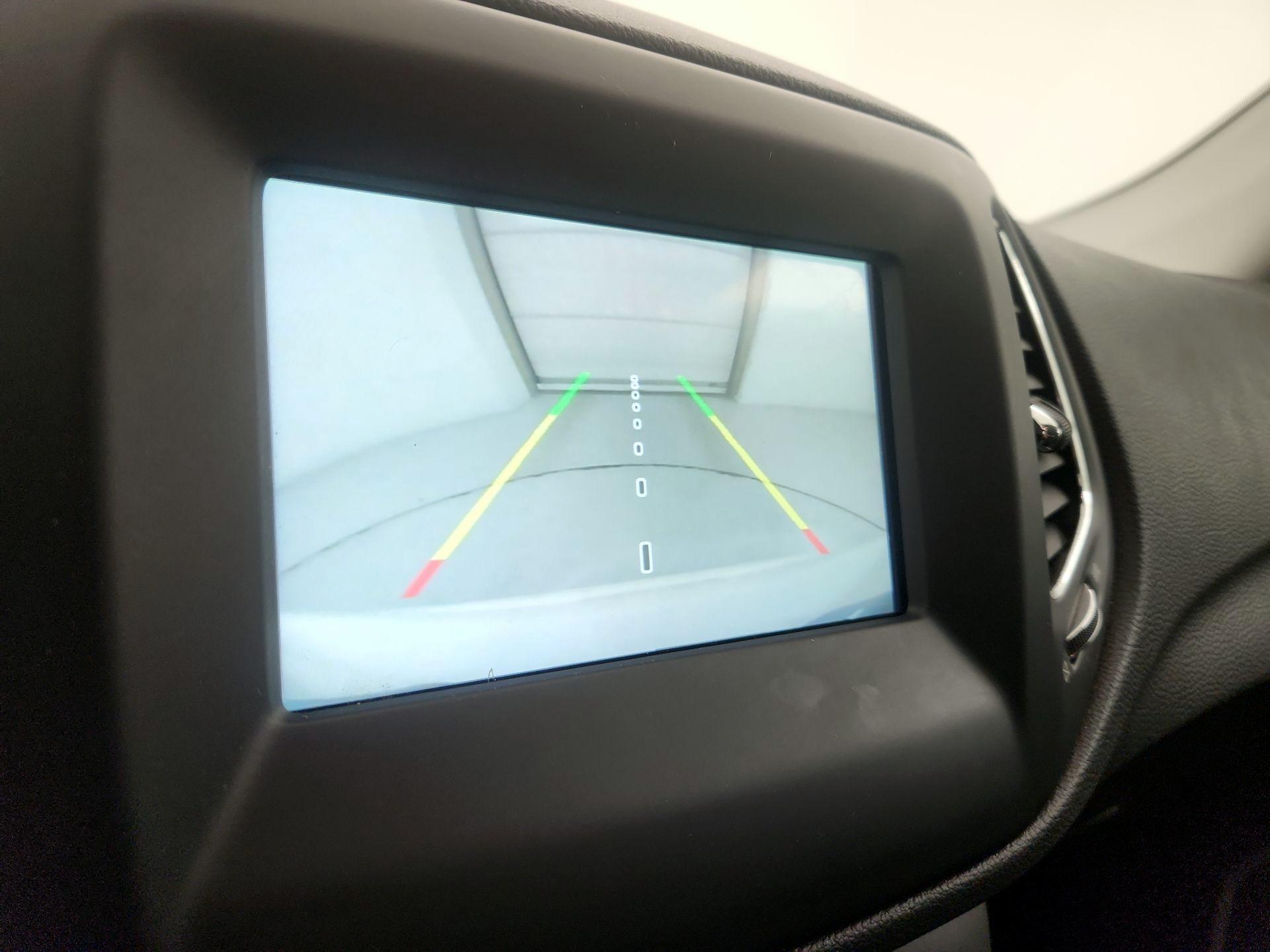 Thumbnail: 2020 Jeep Compass - 14