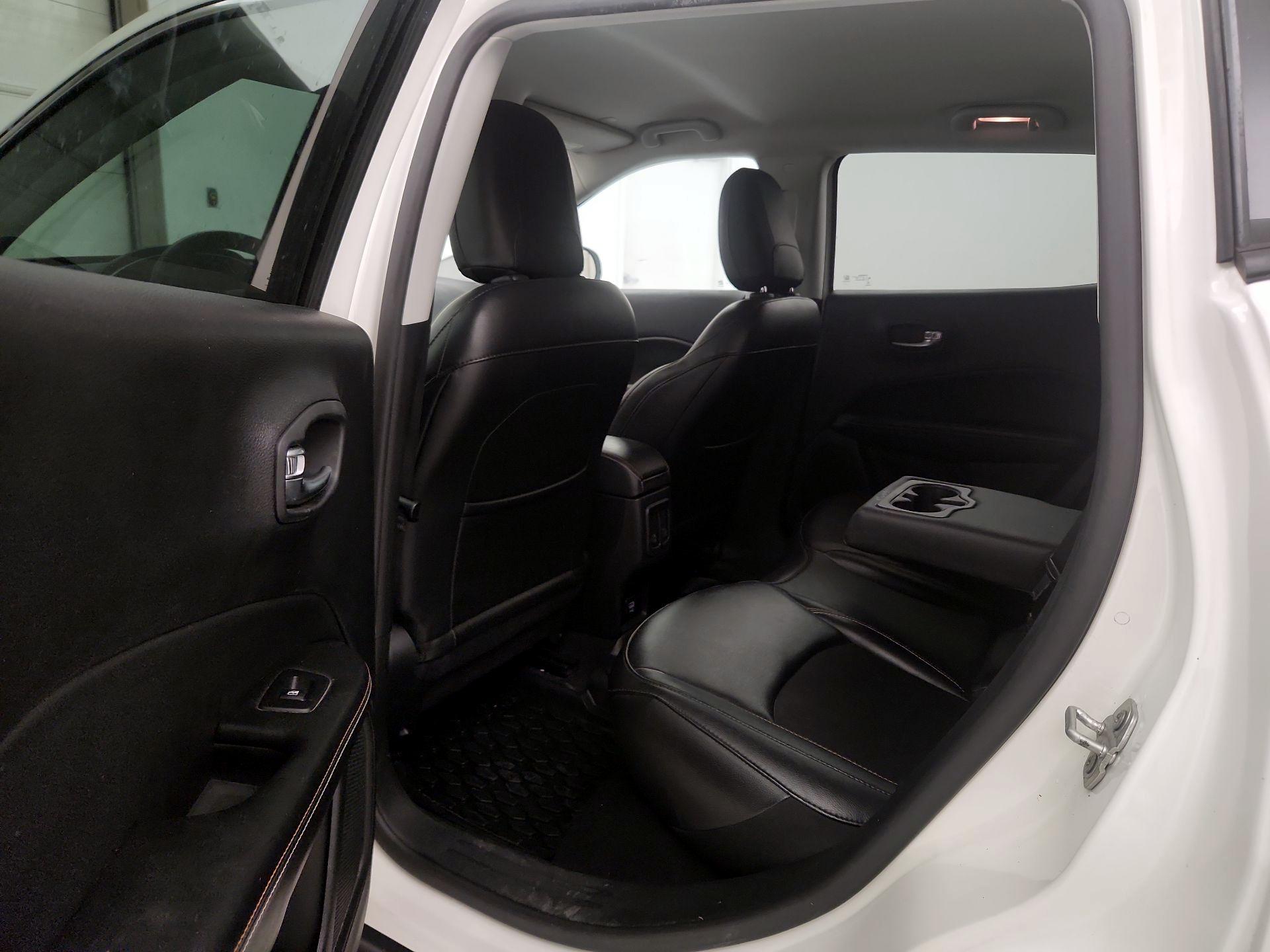 Thumbnail: 2020 Jeep Compass - 19