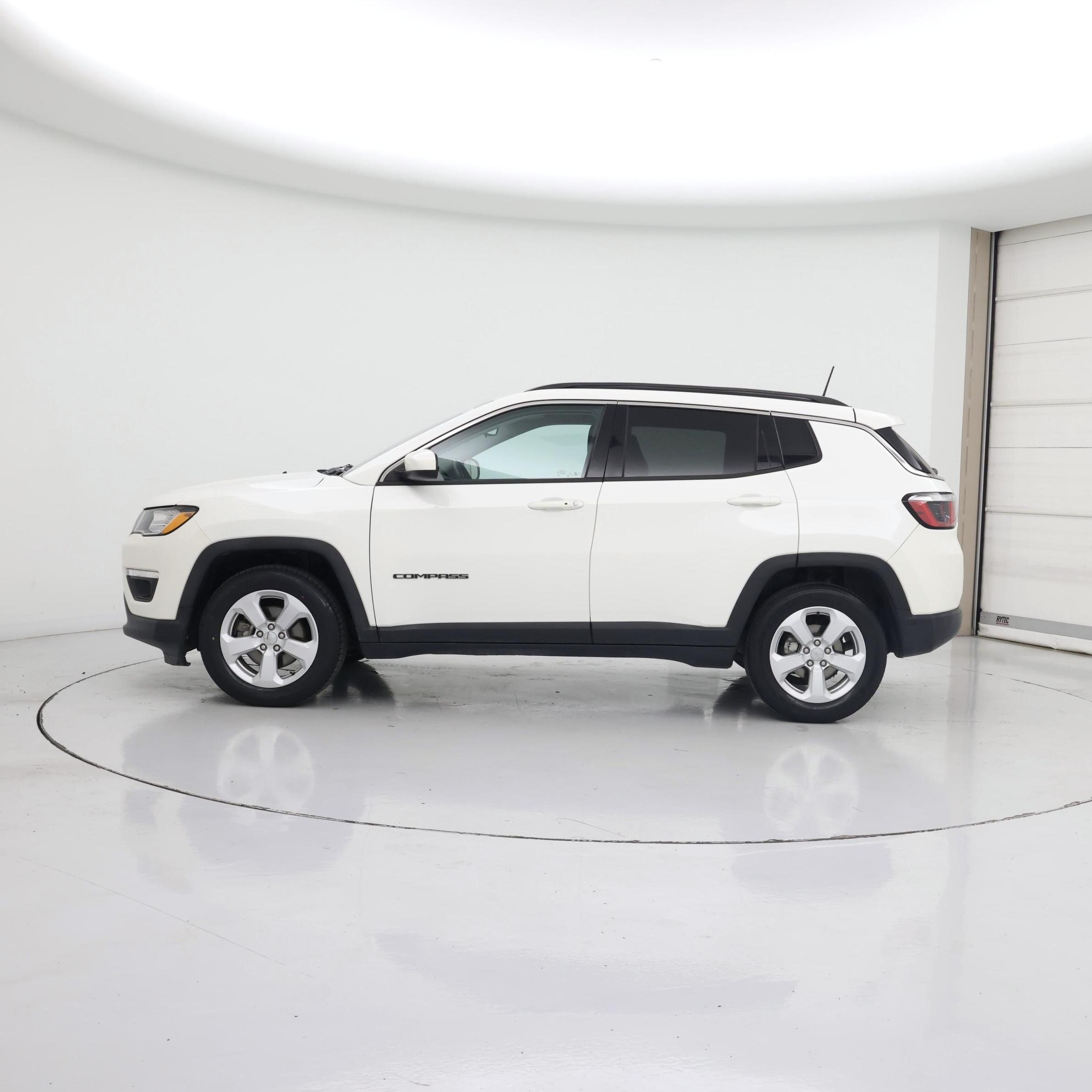 Thumbnail: 2020 Jeep Compass - 3