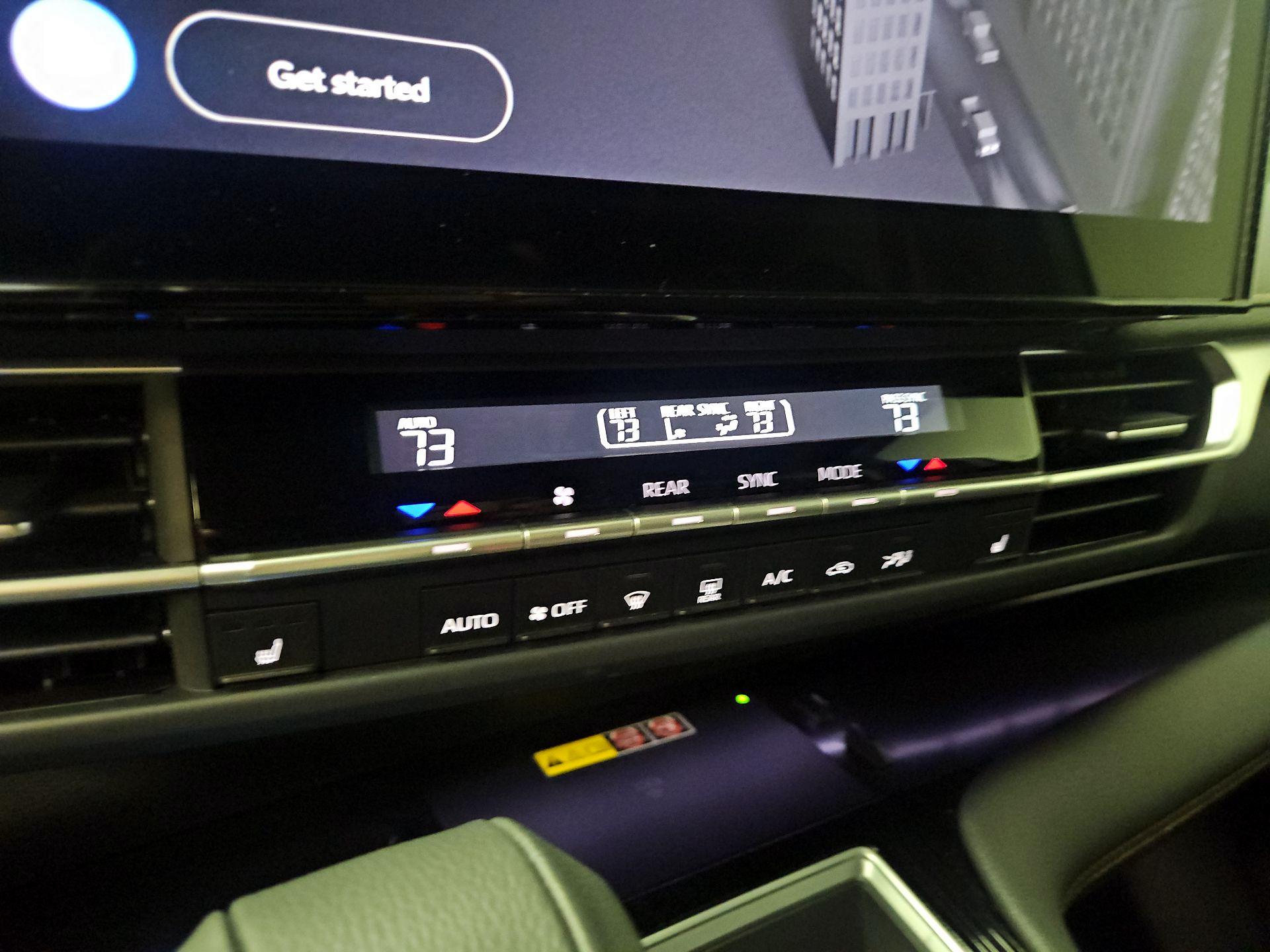 Thumbnail: 2025 Toyota Sienna - 16