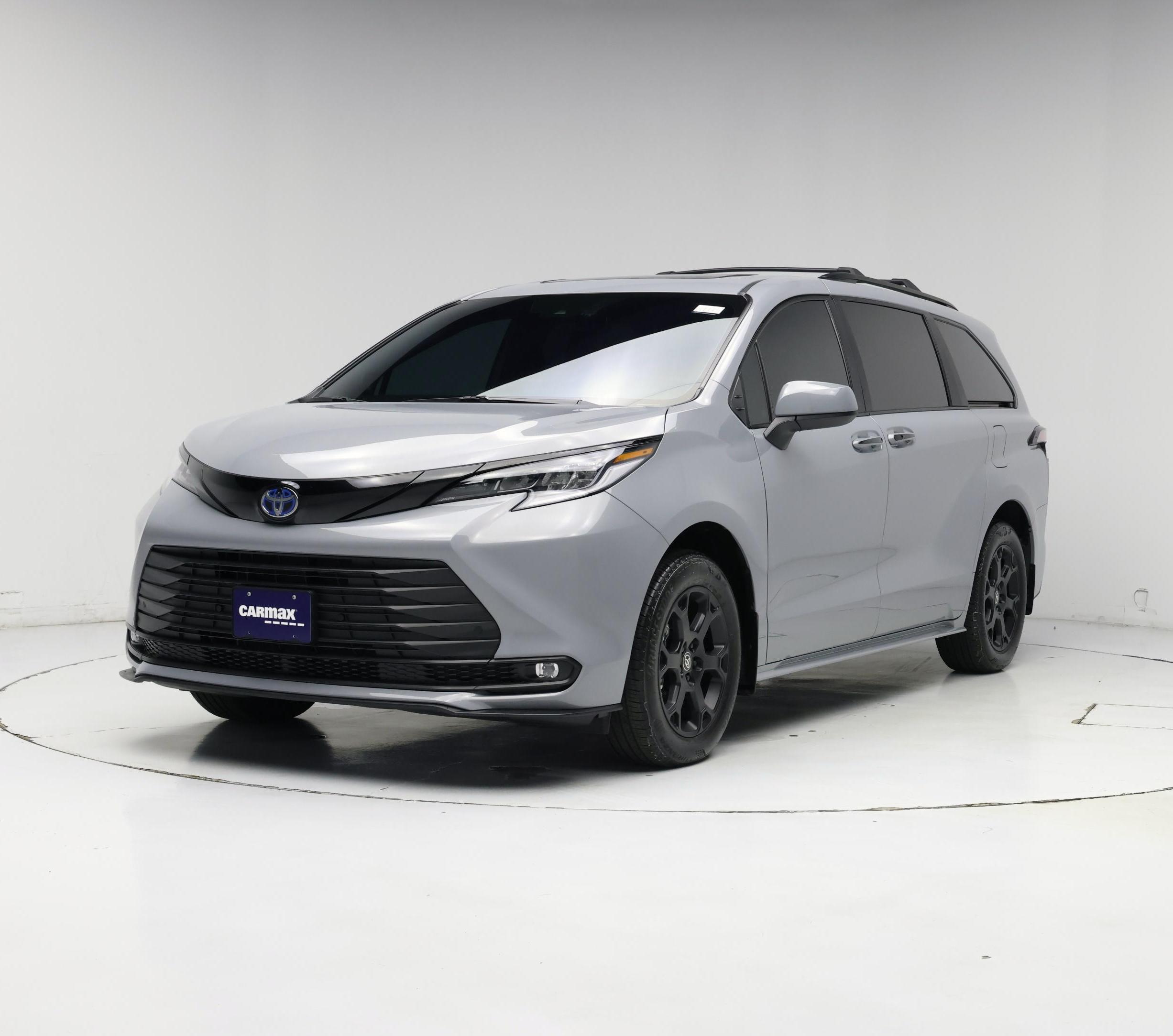 Thumbnail: 2025 Toyota Sienna - 4