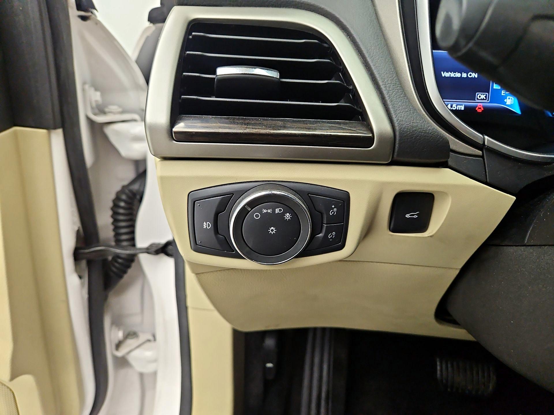 Thumbnail: 2015 Ford Fusion - 13